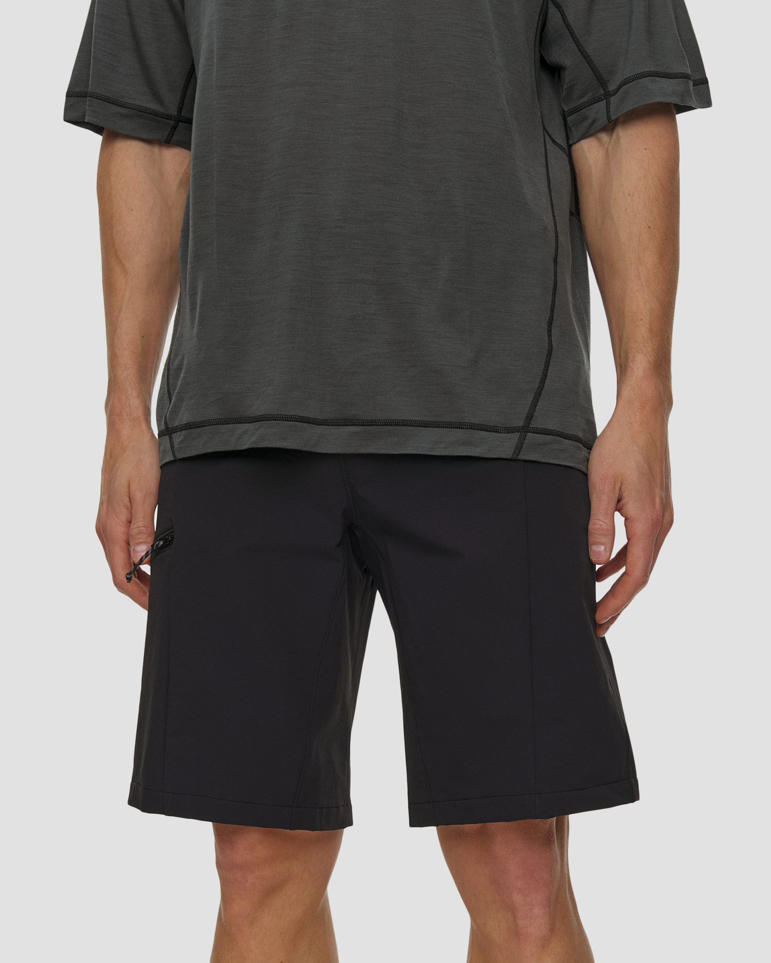 Pantaloni scurți de trekking pentru bărbați Mammut Hiking Patrol x Mammut SO negri