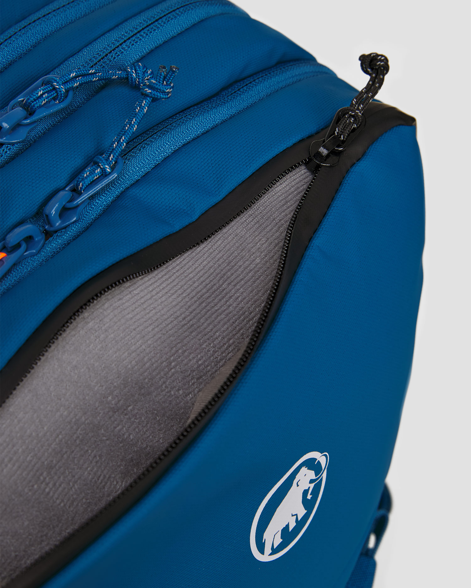 Skialpinistický batoh Mammut Nirvana 22
