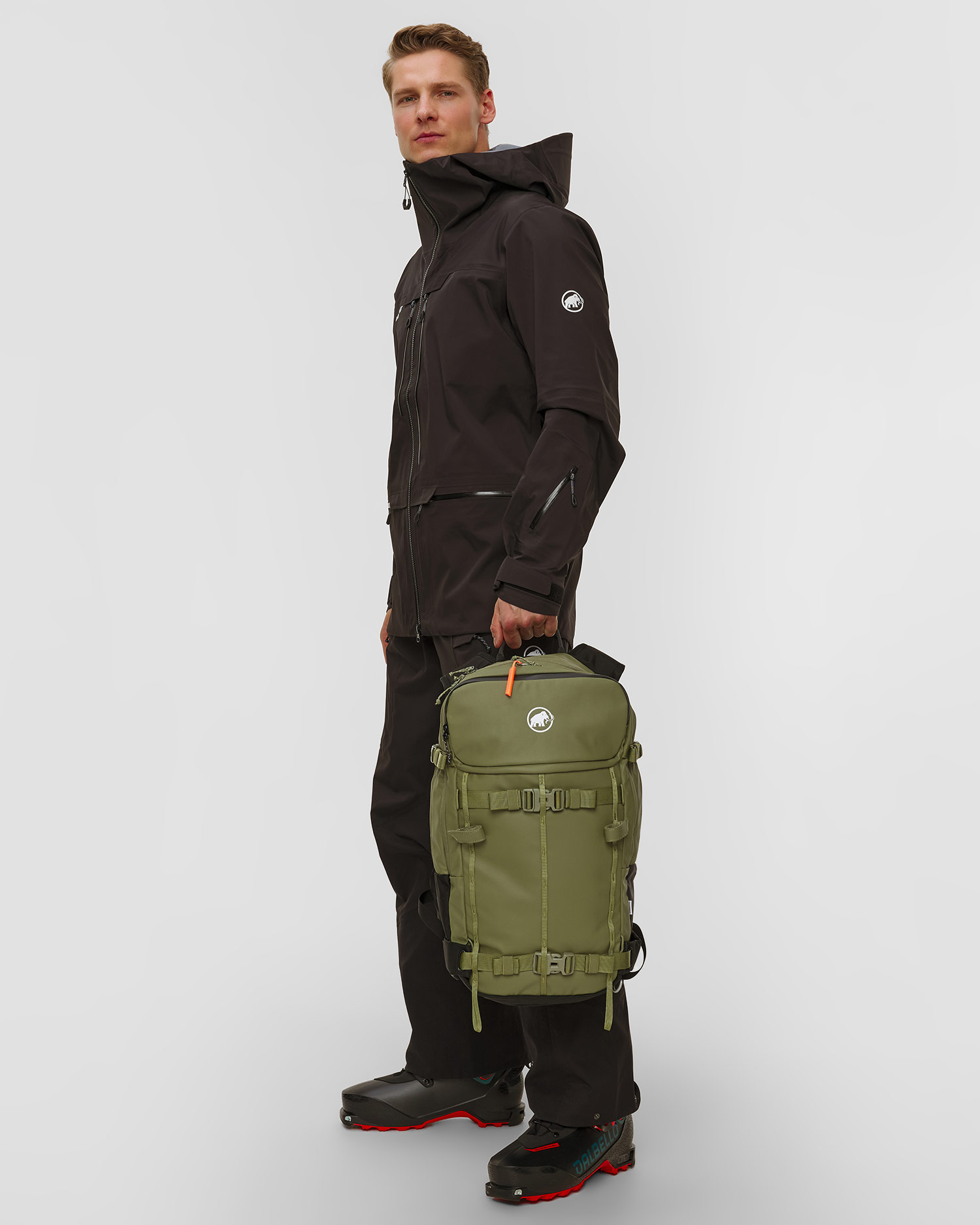 Skitouring backpack Mammut Nirvana 28 green