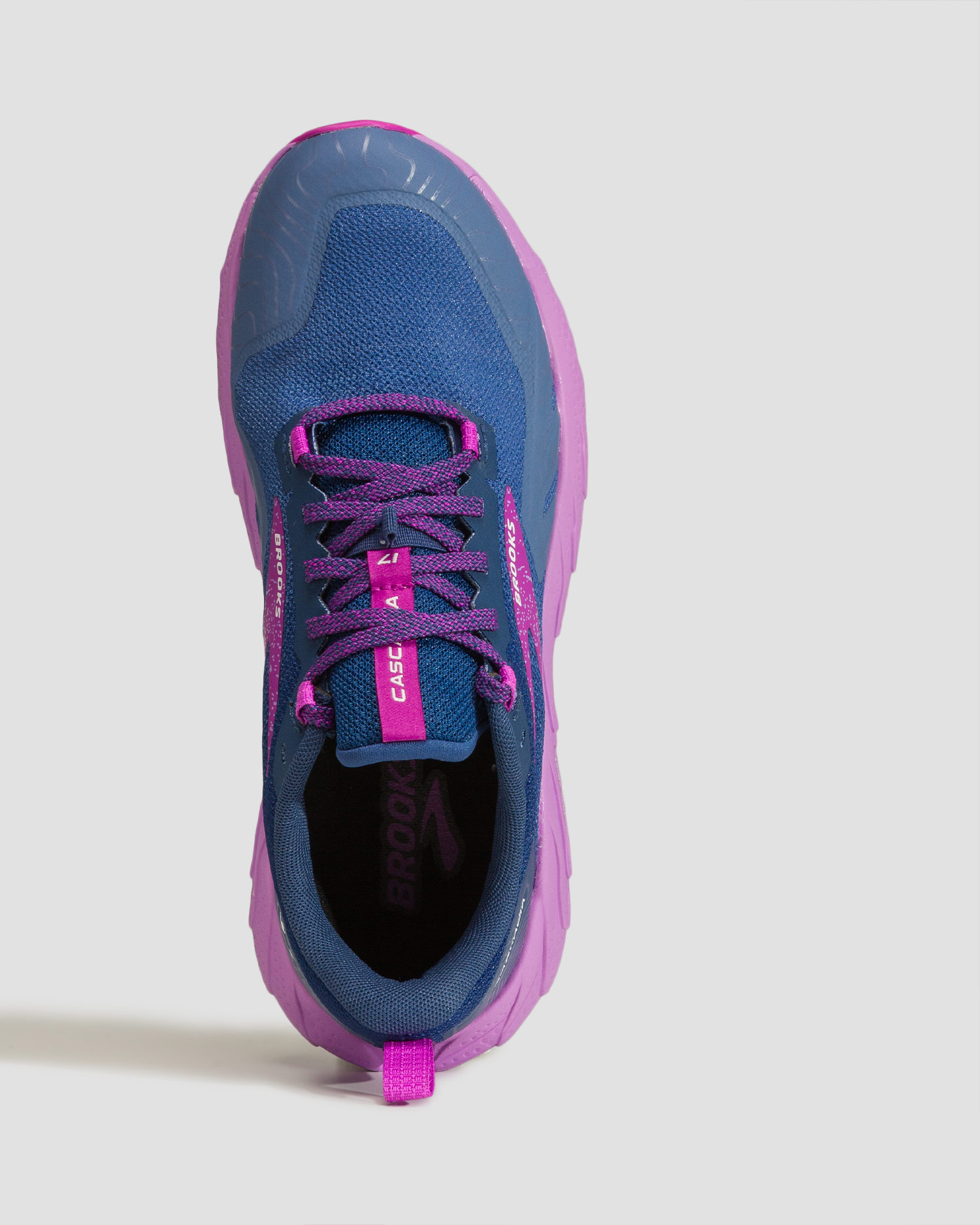 Women's trainers Brooks Cascadia 17