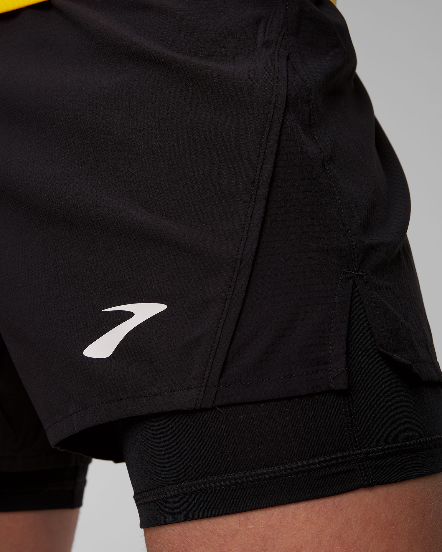 Pantaloni scurți de antrenament 2 în 1 pentru bărbați Brooks High Point 5"