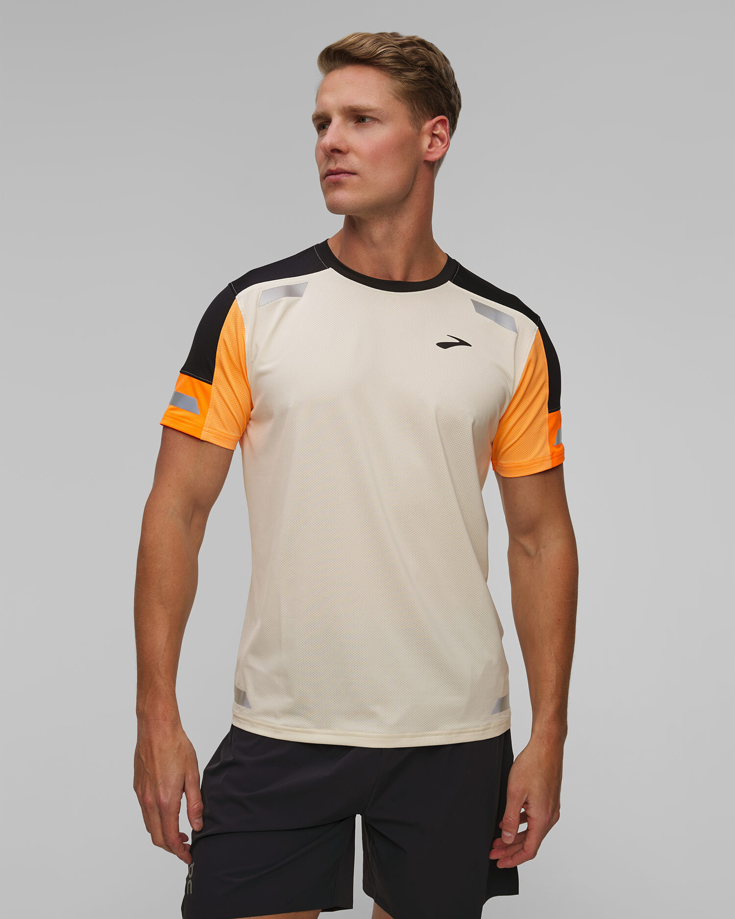 Men's running T-shirt Brooks Run Visible 2.0