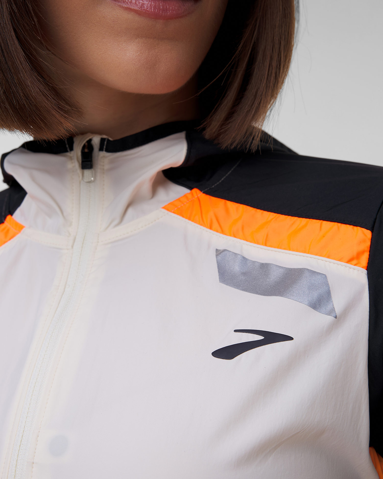 Women's running jacket Brooks Run Visible 2.0