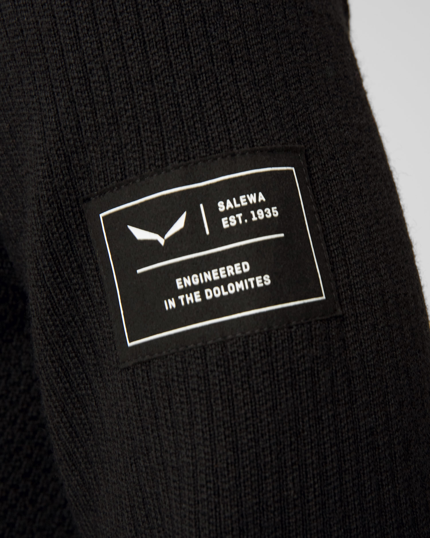 SALEWA FANES ENG.AM W HYB JACKET