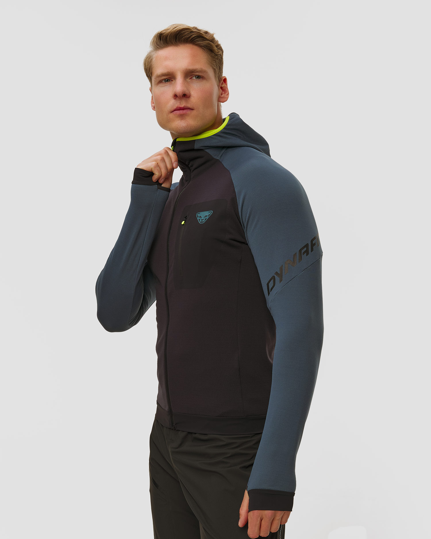 Pánská softshellová bunda Dynafit Radical Polartec M Jkt v šedočerném barevném provedení