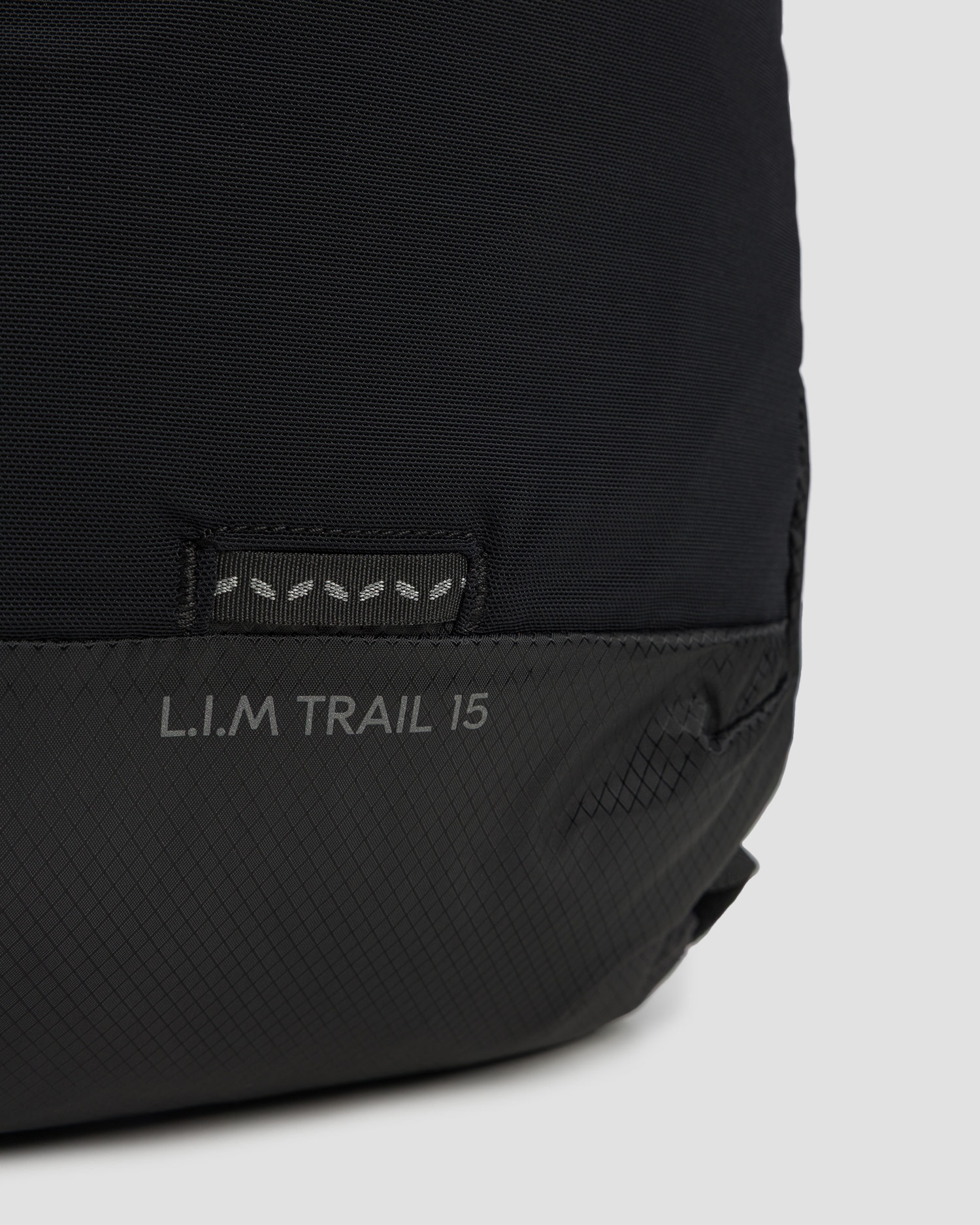 Batoh Haglofs L.I.M Trail 15 čierny