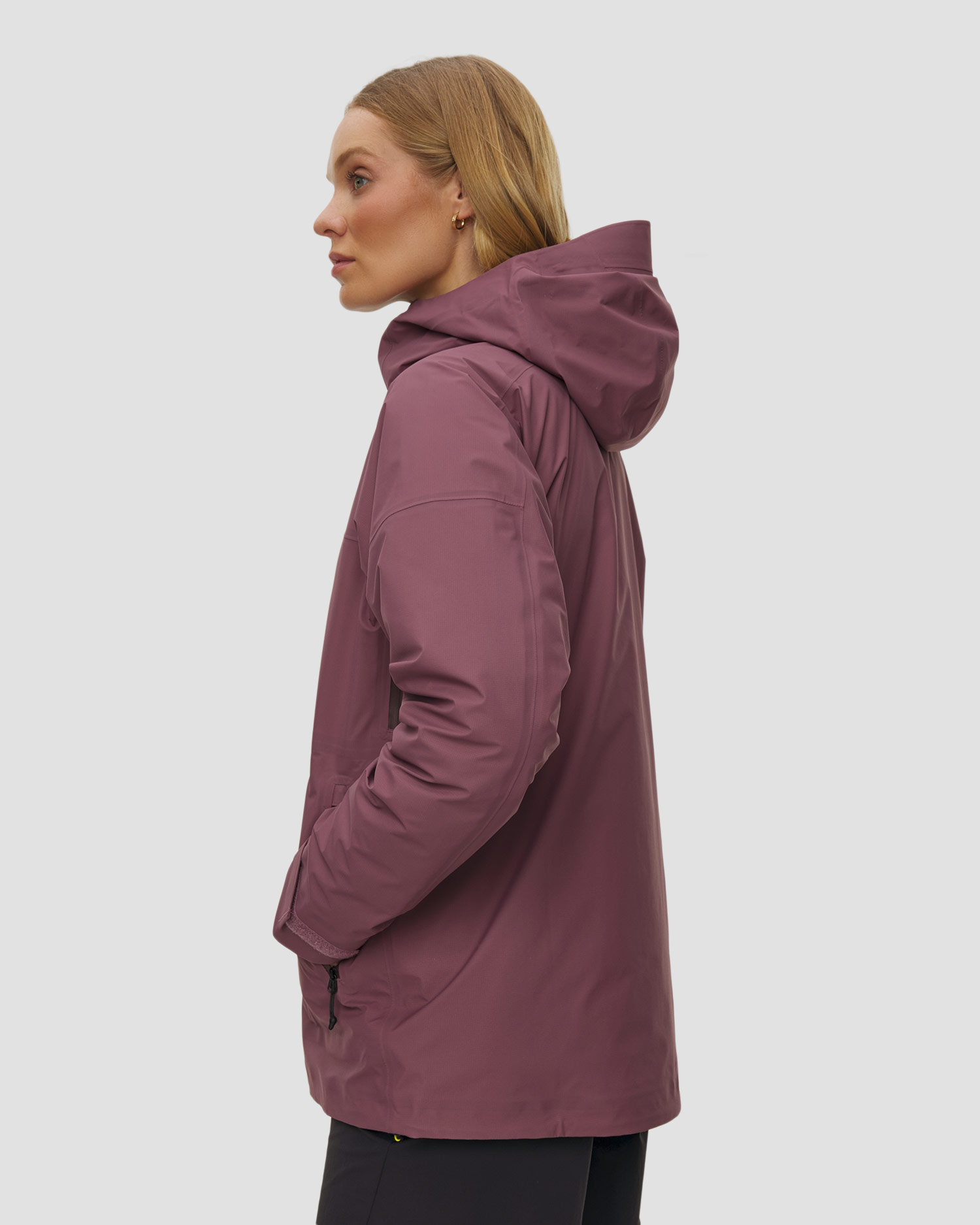 Women's hardshell Haglofs L.I.M Airak Gtx Jacket burgundy