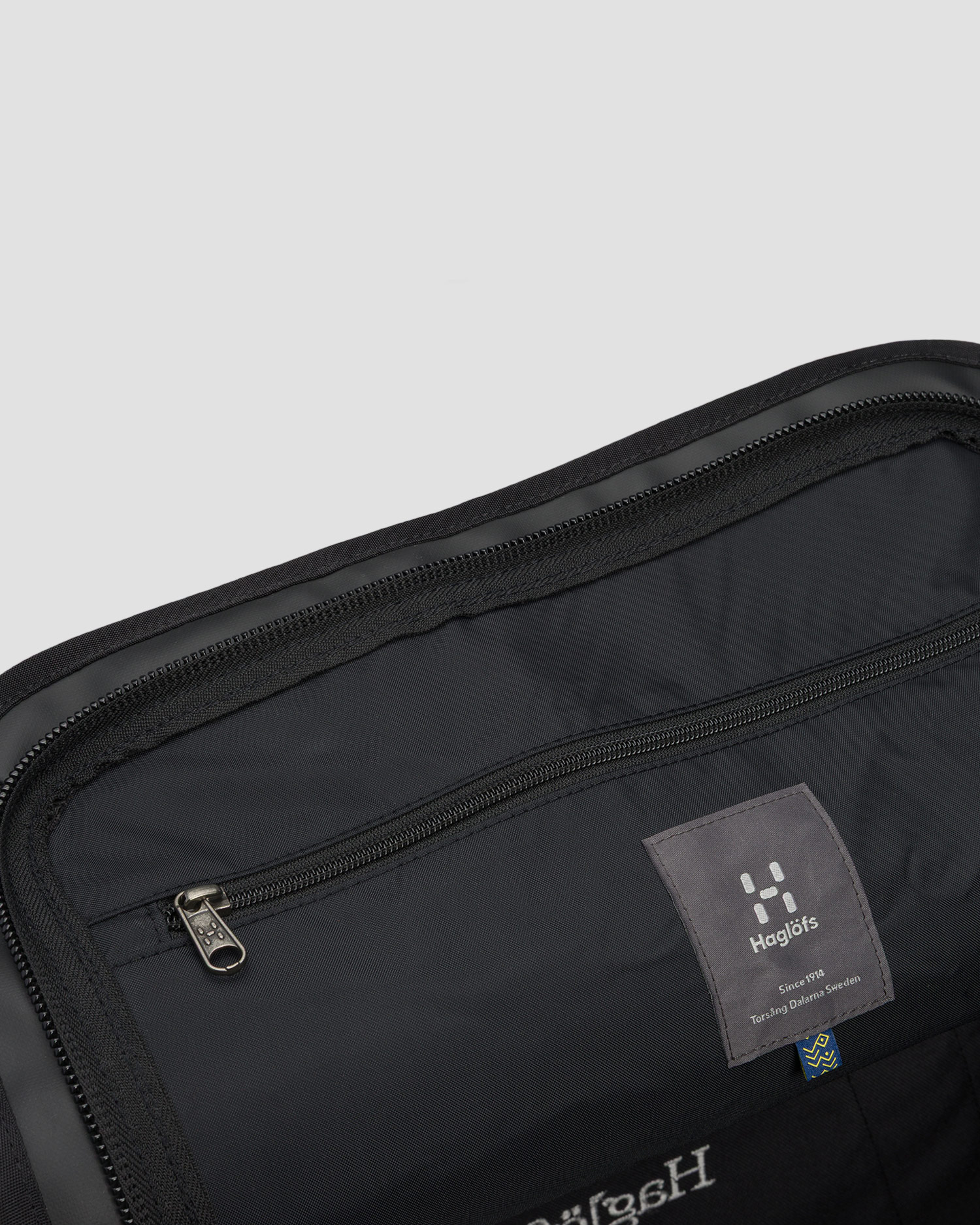 Travelling bag Haglofs Lava 50 black