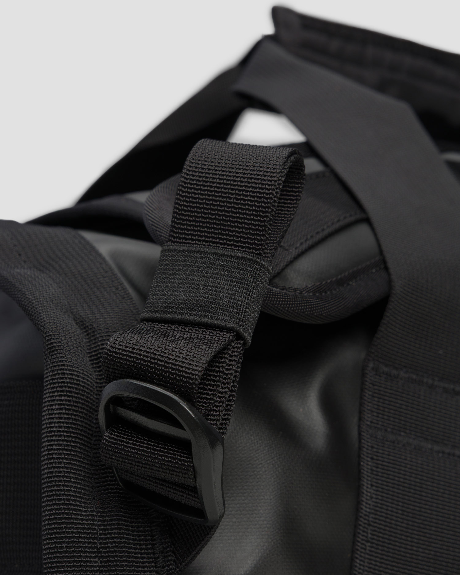 Travelling bag Haglofs Lava 30 black