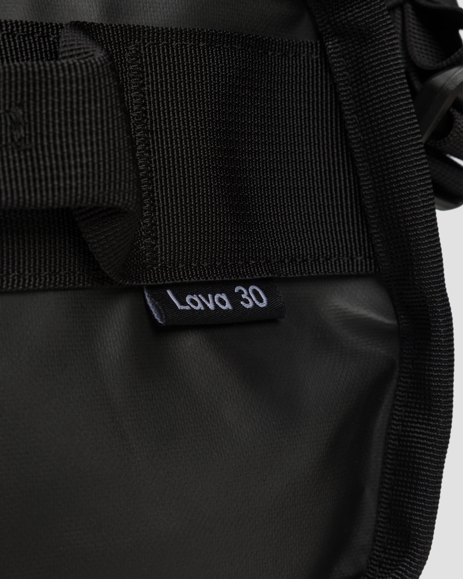 Travelling bag Haglofs Lava 30 black