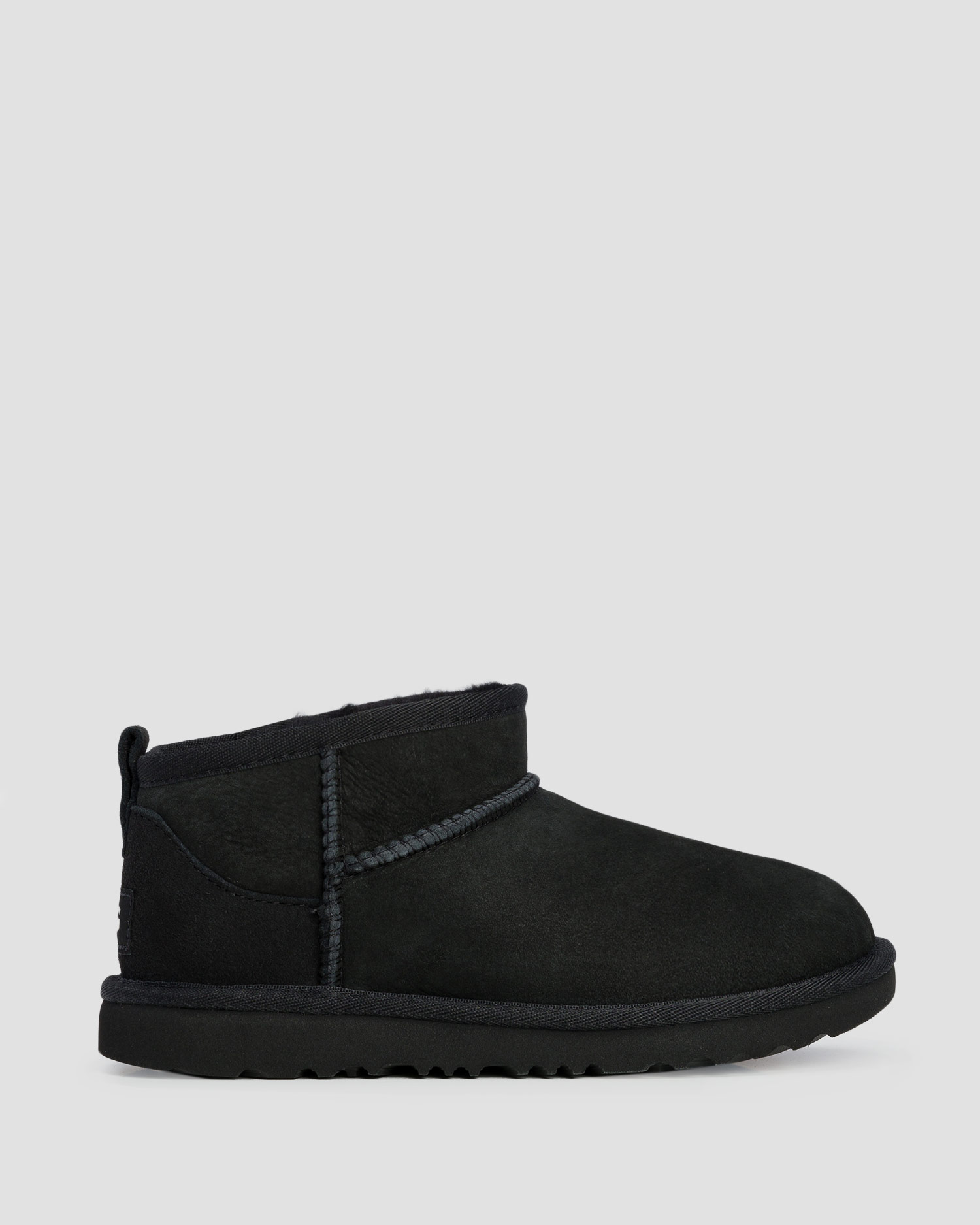Dětské zimní boty UGG Classic Ultra Mini v Černé Barvě