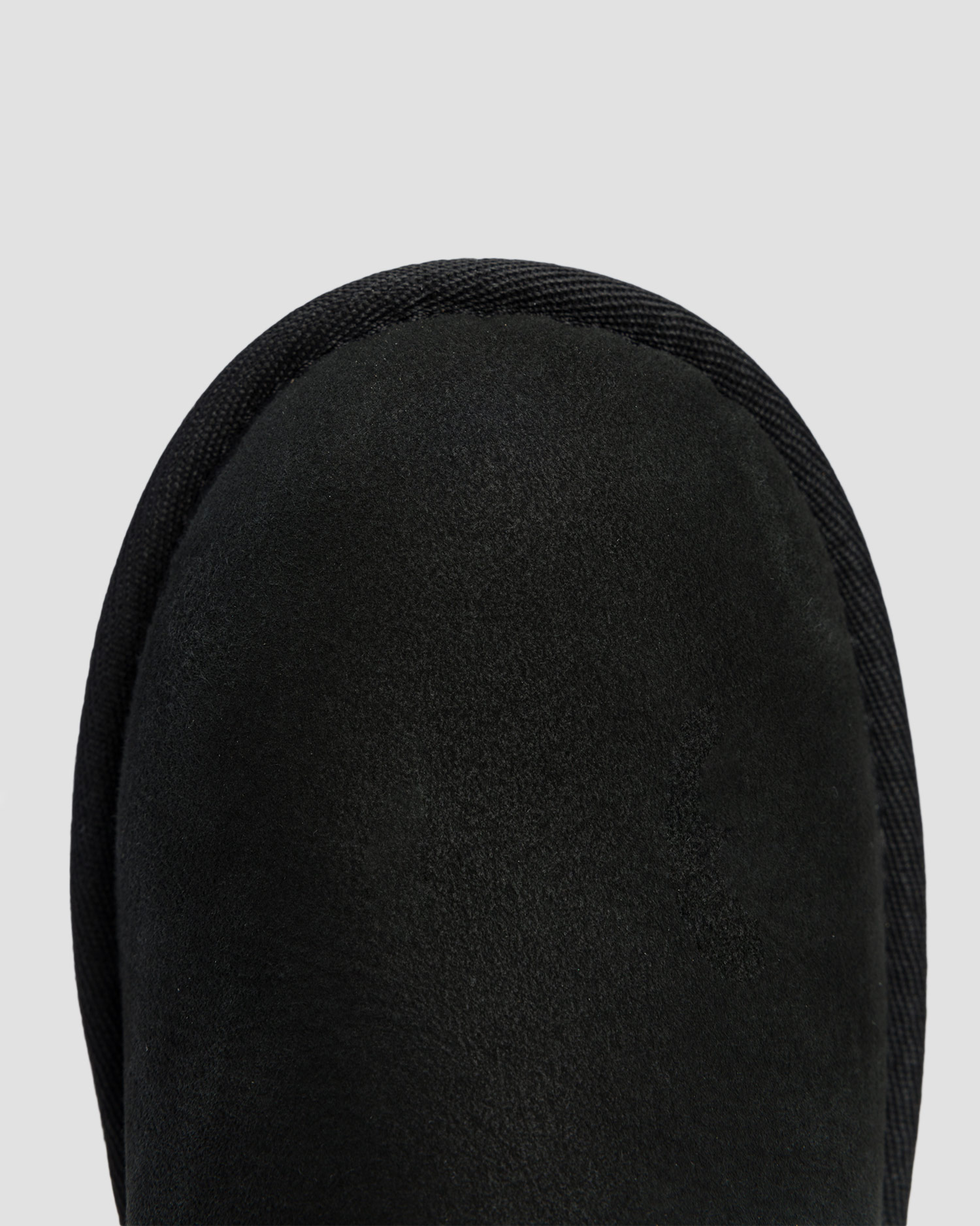 Dětské zimní boty UGG Classic Ultra Mini v Černé Barvě