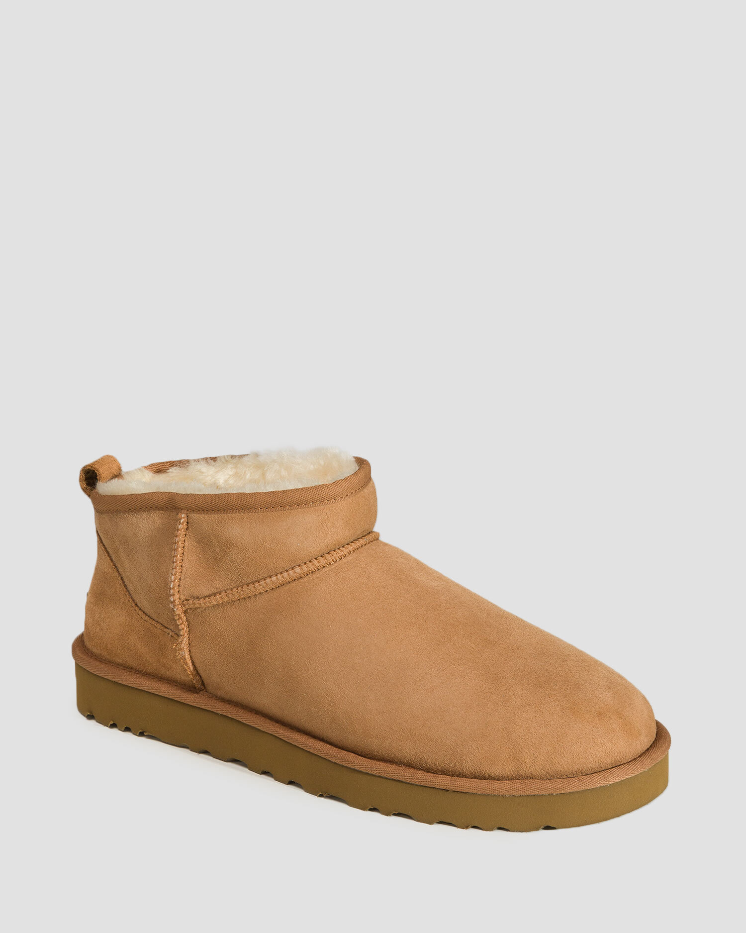 Chaussures marron pour hommes UGG Classic Ultra Mini