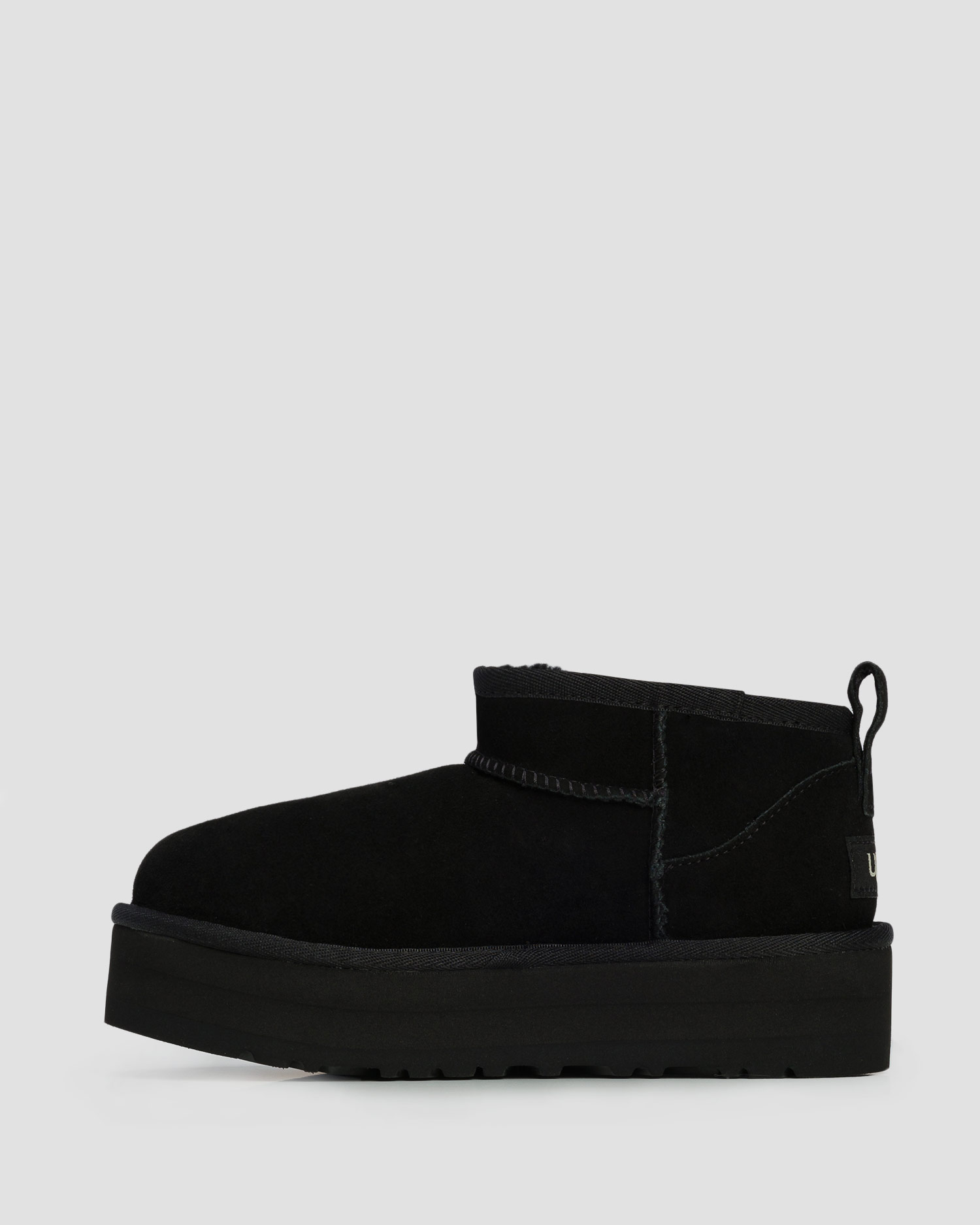 Dětské zateplené boty UGG Classic Ultra Mini Platform v černé barvě