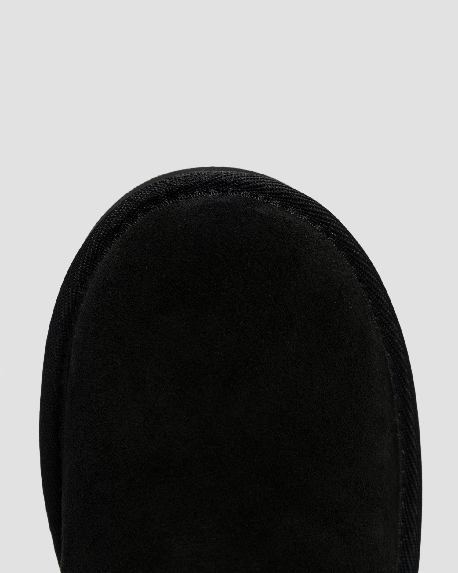 Dětské zateplené boty UGG Classic Ultra Mini Platform v černé barvě