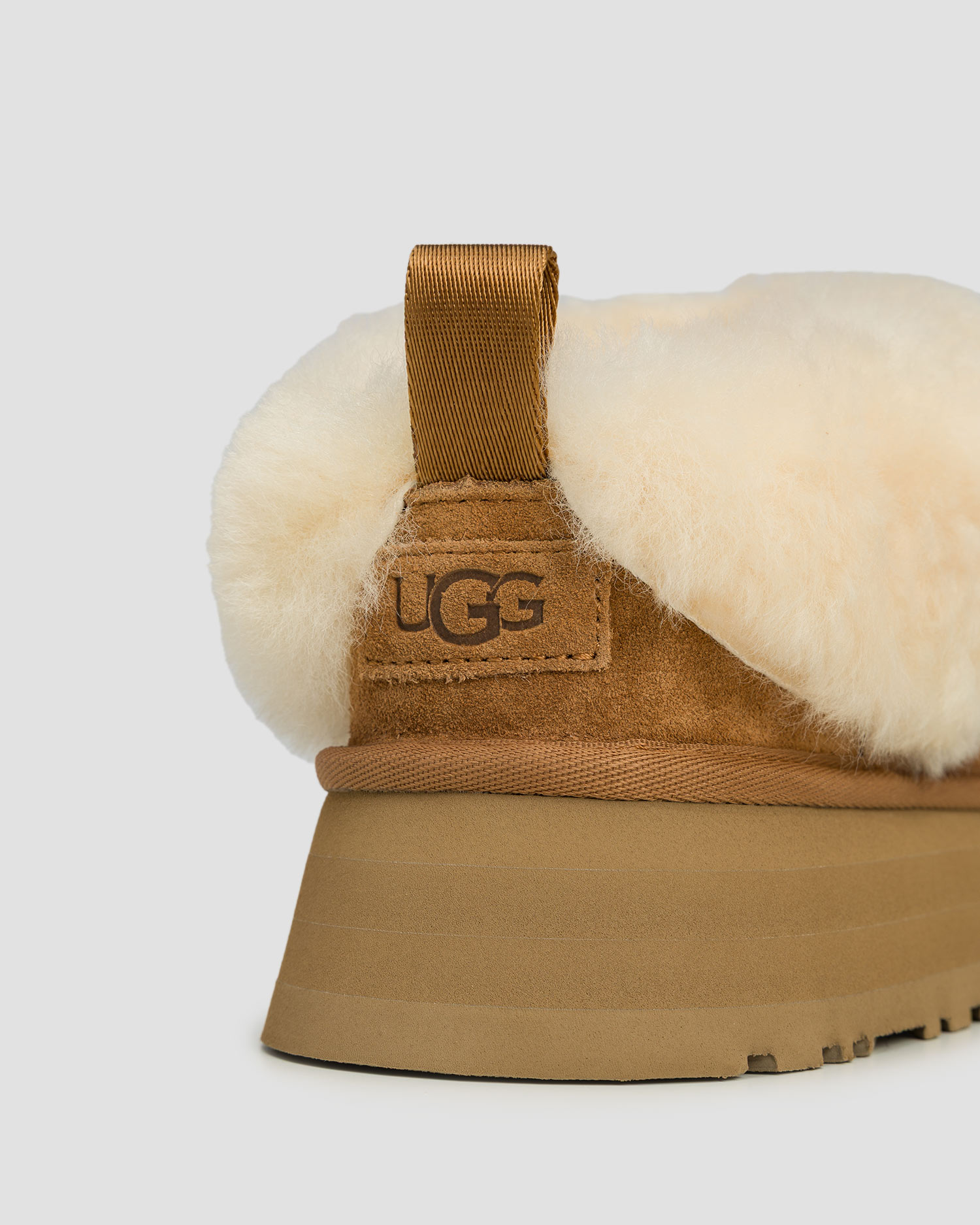 Chaussures pour femmes UGG Tazzelle