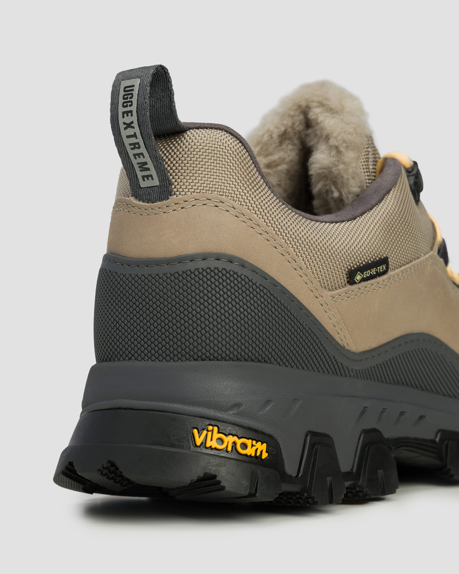 Chaussures beiges pour femmes UGG Metro Trek Hiker