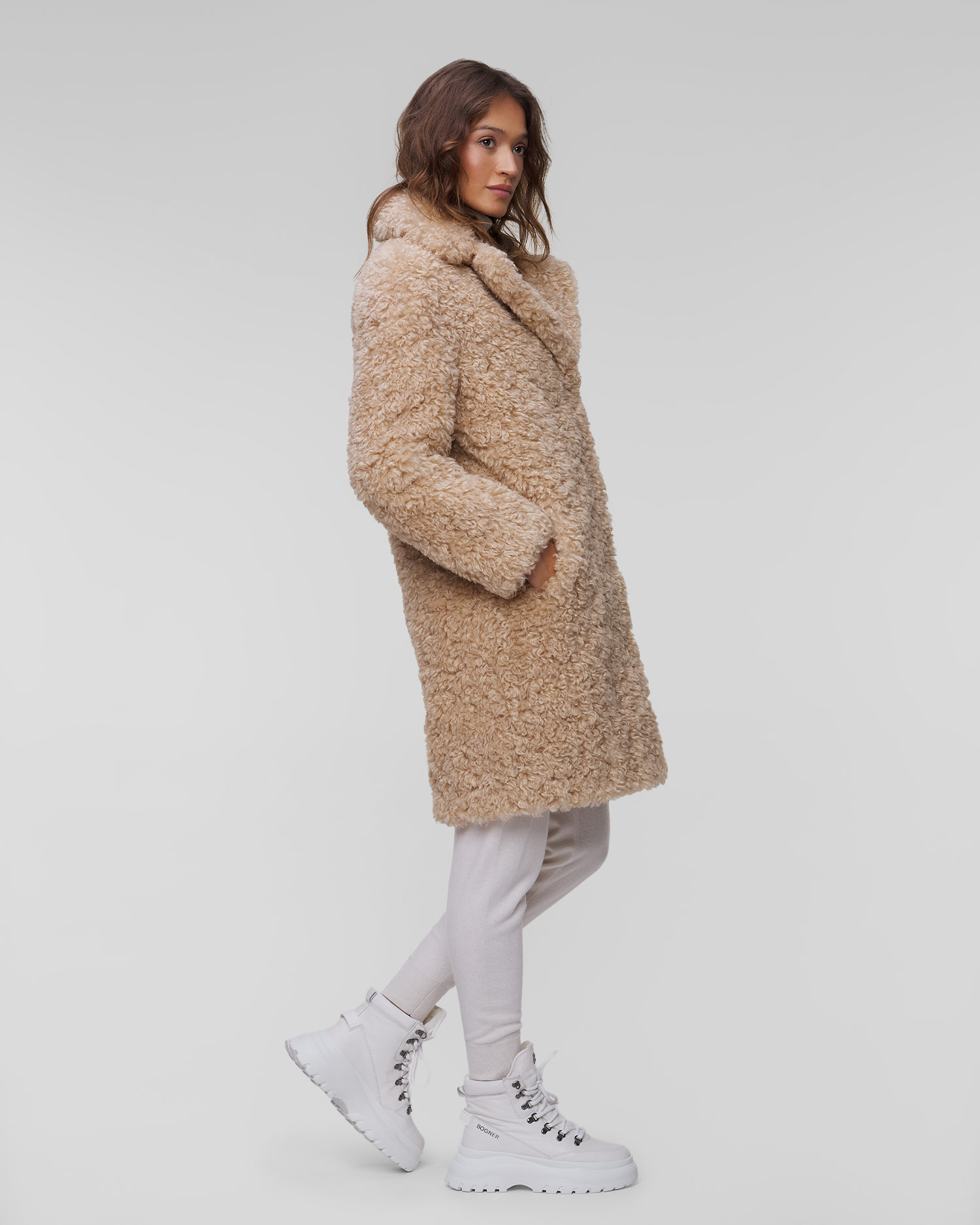 Dámský kabát s kožíškem Stand Studio Camille Cocoon Coat v Béžové Barvě