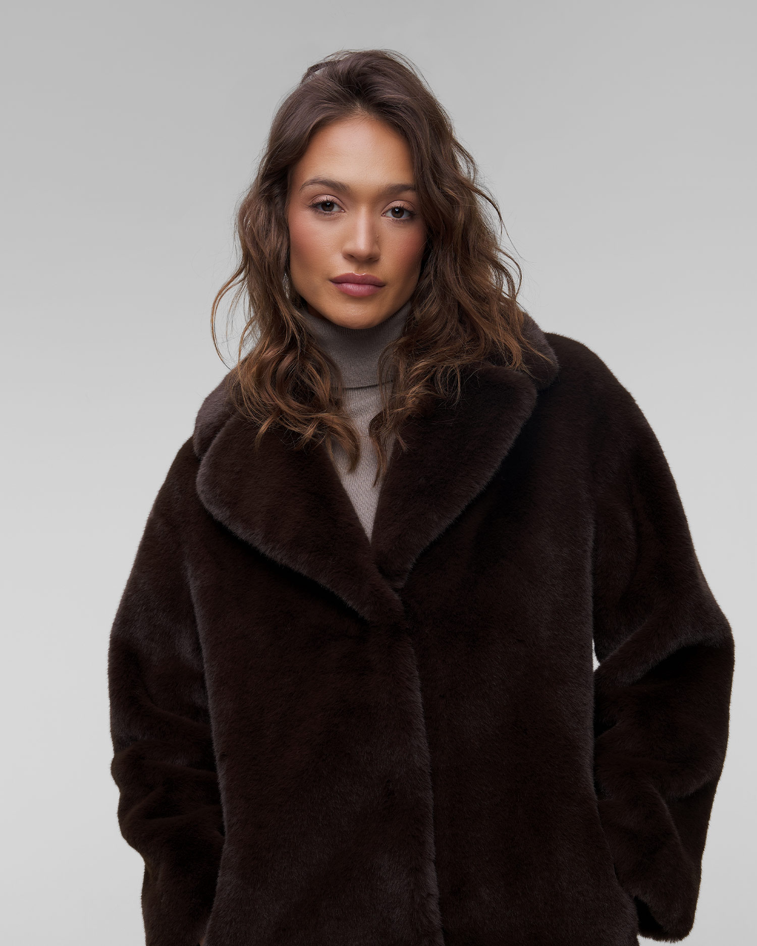 Haină de blană maro pentru femei Stand Studio Camille Cocoon Coat