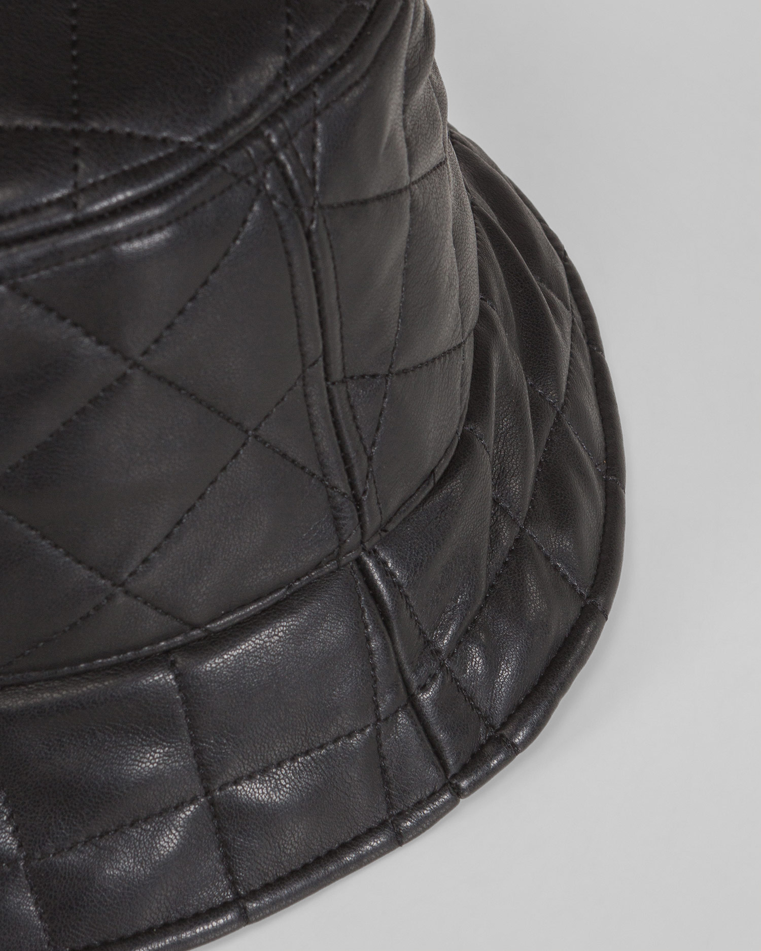 STAND STUDIO VIDA QUILT BUCKET HAT