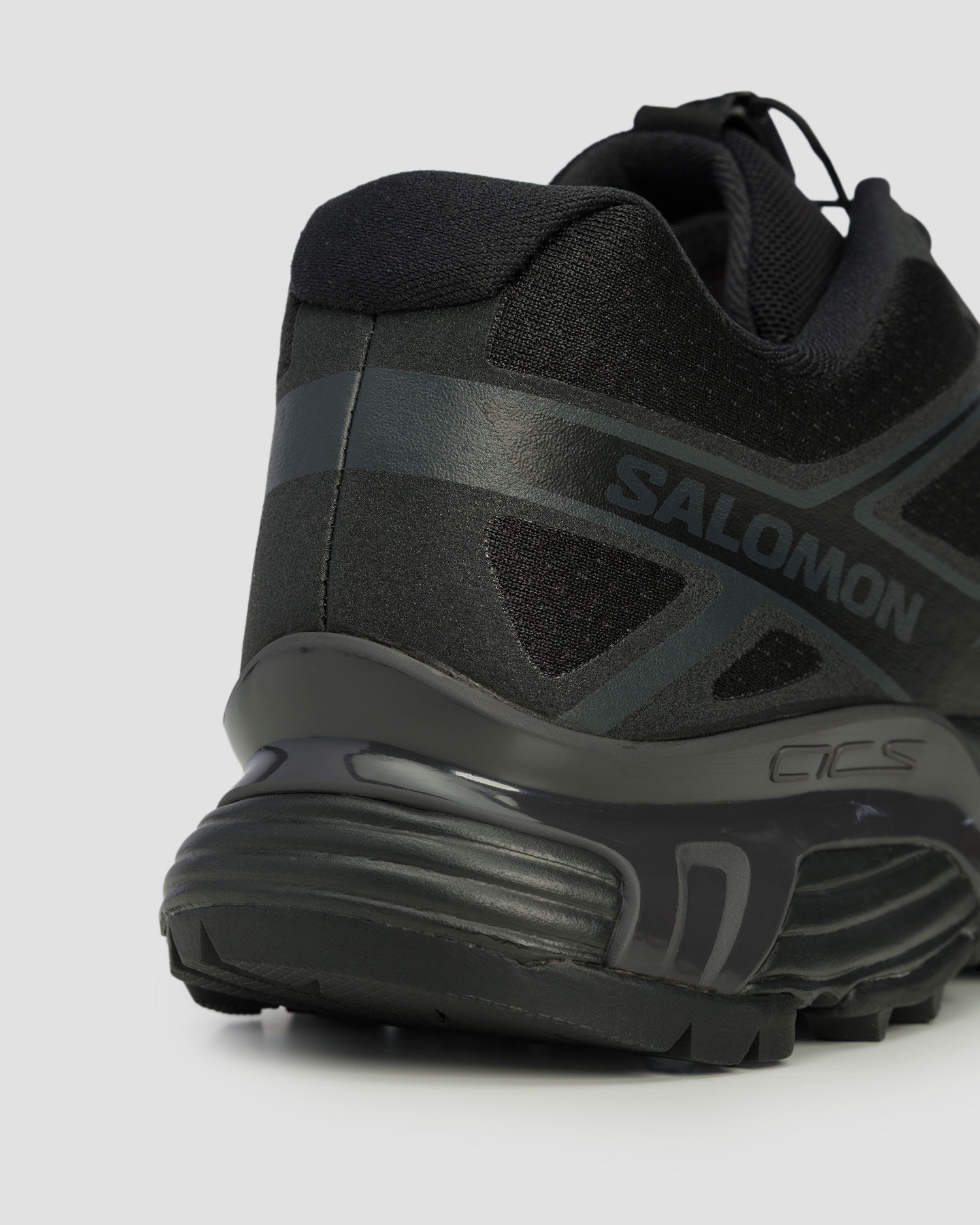 Scarpe da trekking basse unisex Salomon XT-Pathway 2 nere
