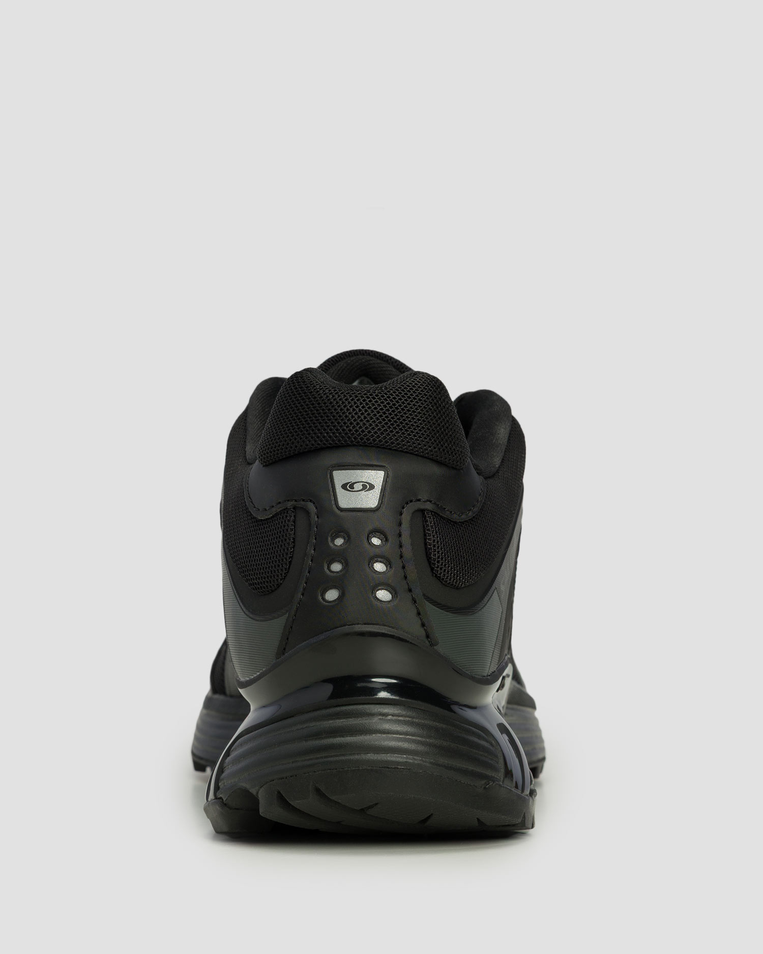Unisex sneakers Salomon XT-Whisper black
