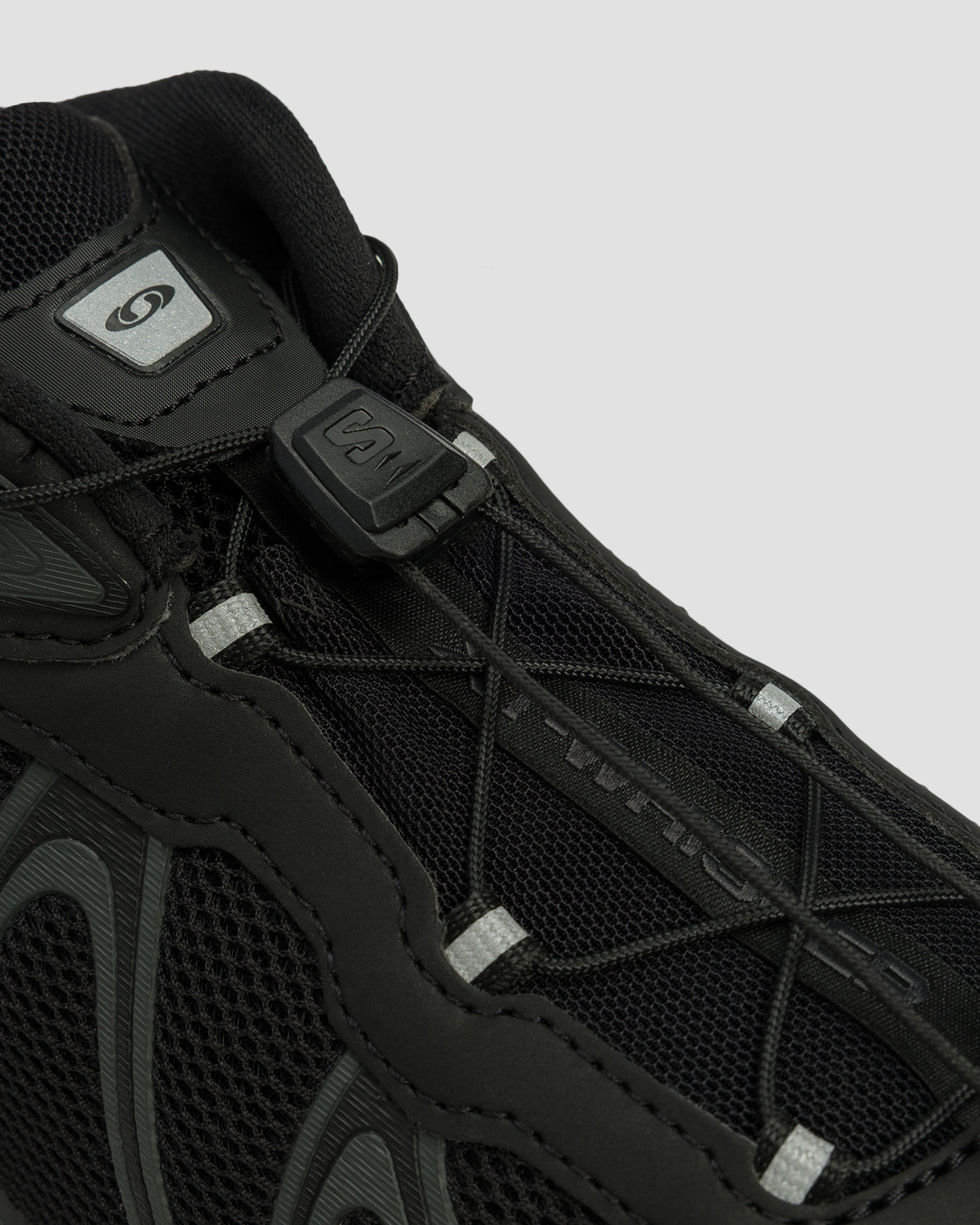 Unisex sneakers Salomon XT-Whisper black