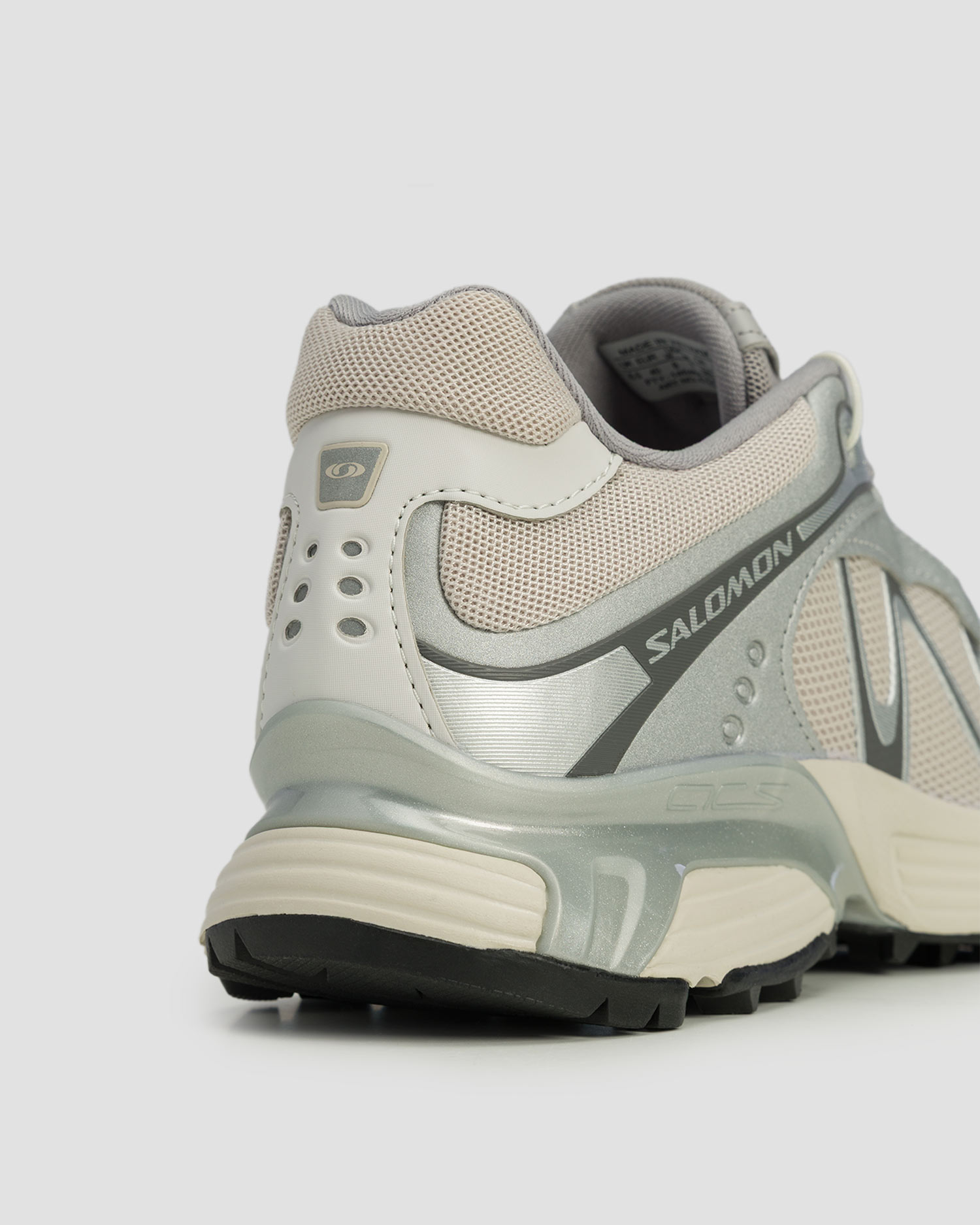 Salomon XT-Whisper Unisex-Sneaker in Weiß und Grau