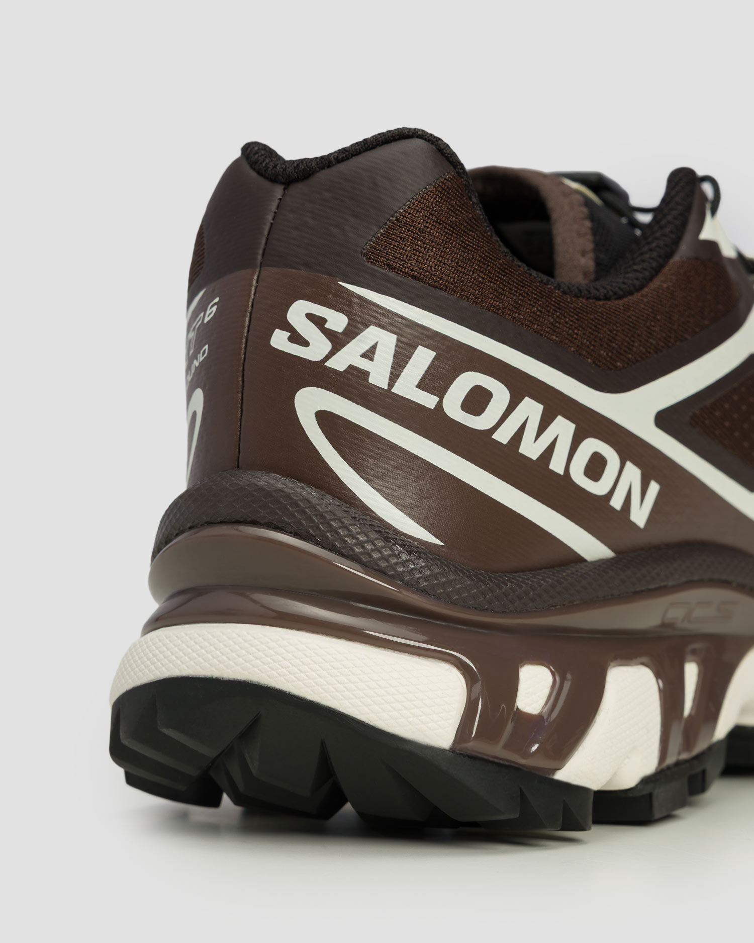 Unisex trail shoes Salomon XT-6 brown