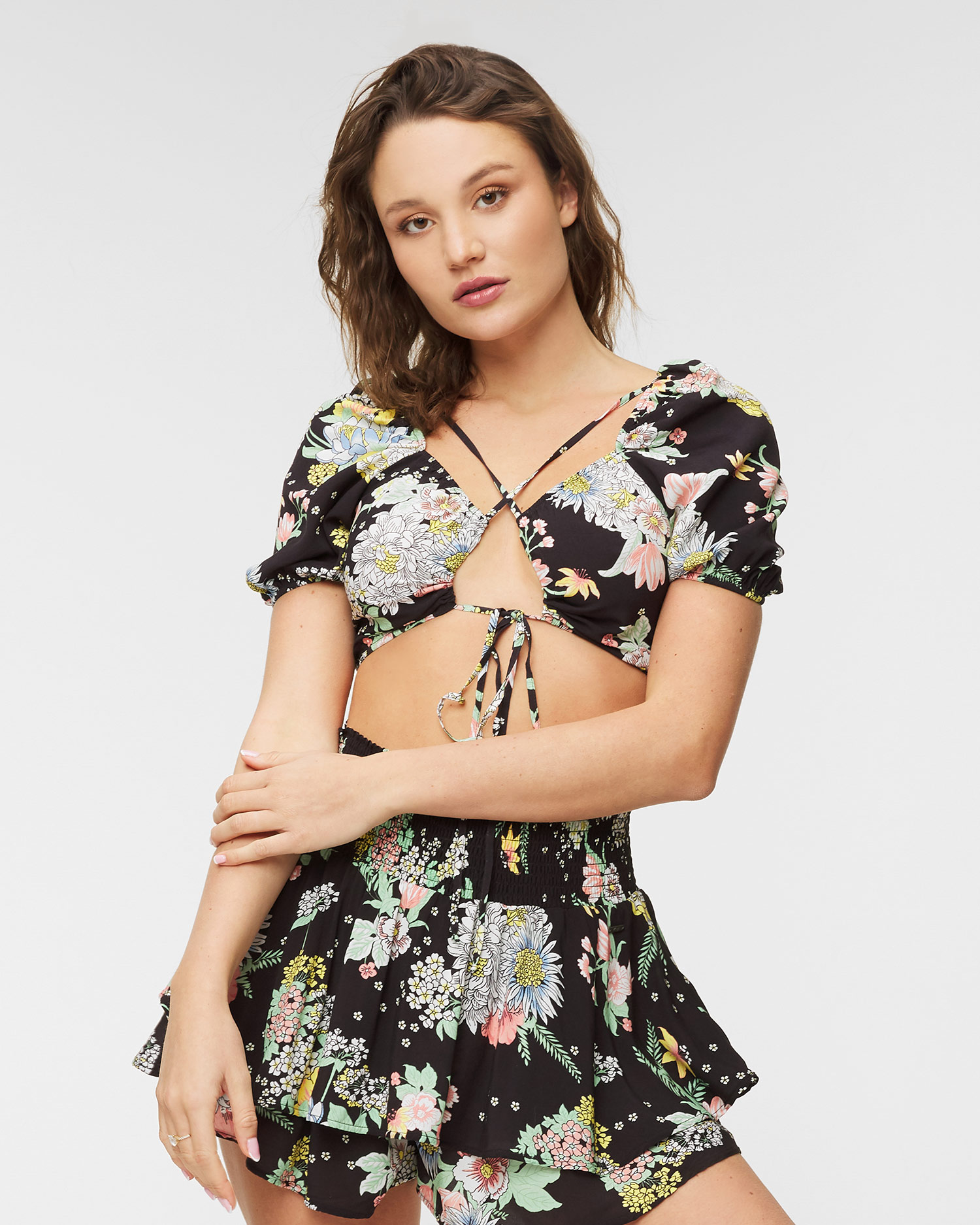 Top MAAJI BLACK BOUQUET RILEY