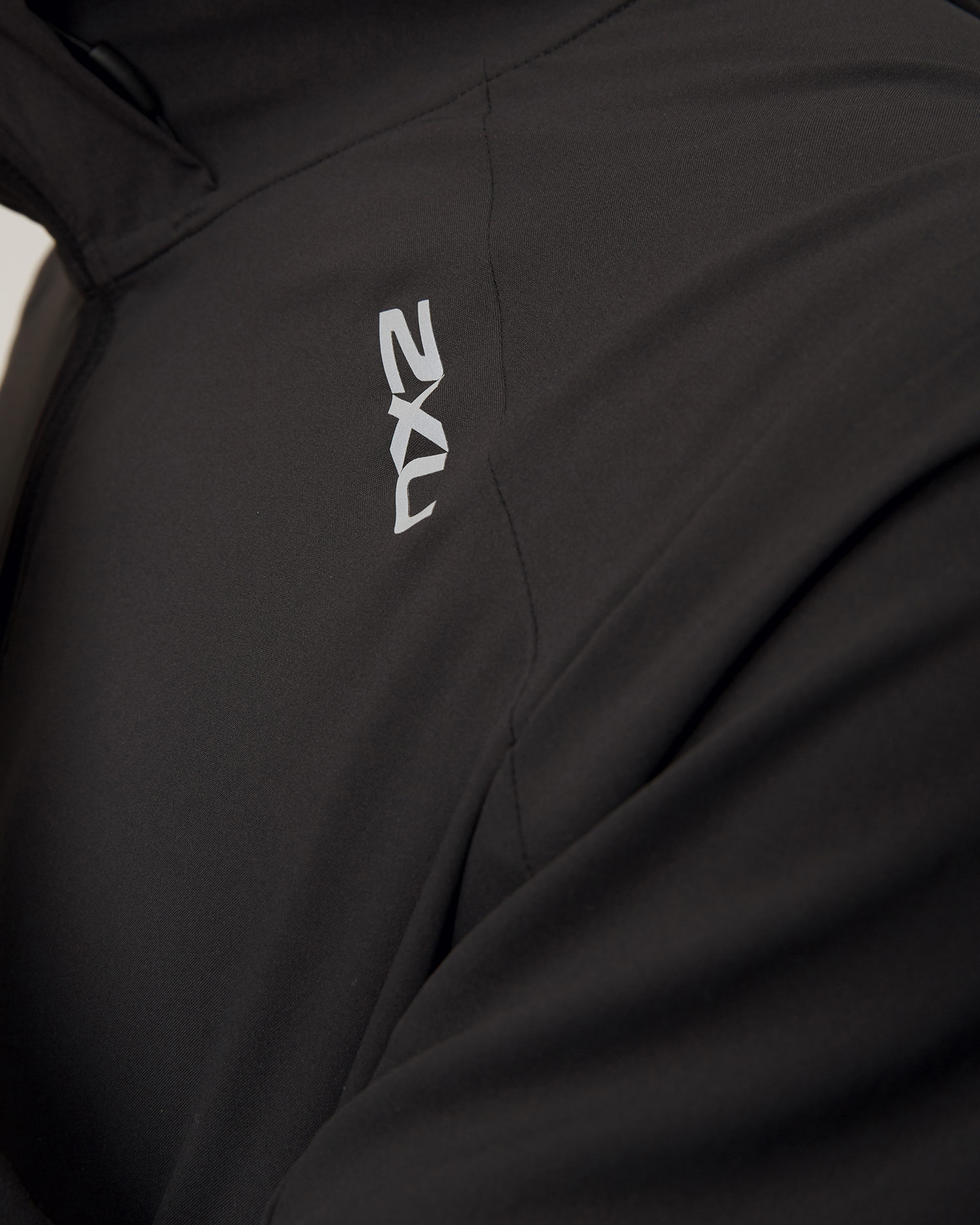 Kurtka treningowa 2xU AERO JACKET