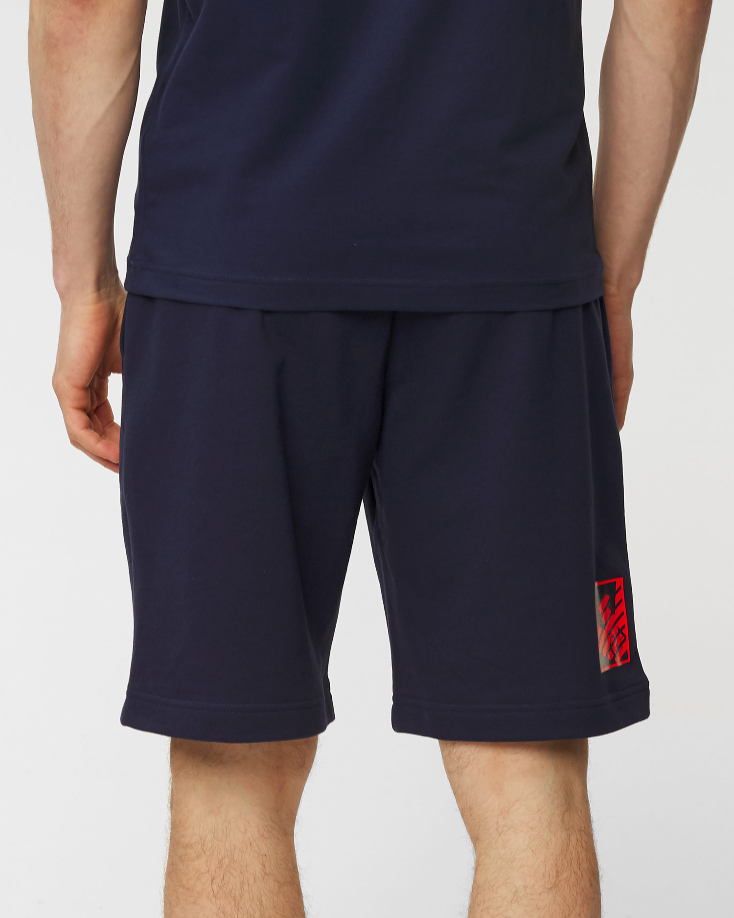 EA7 EMPORIO ARMANI shorts