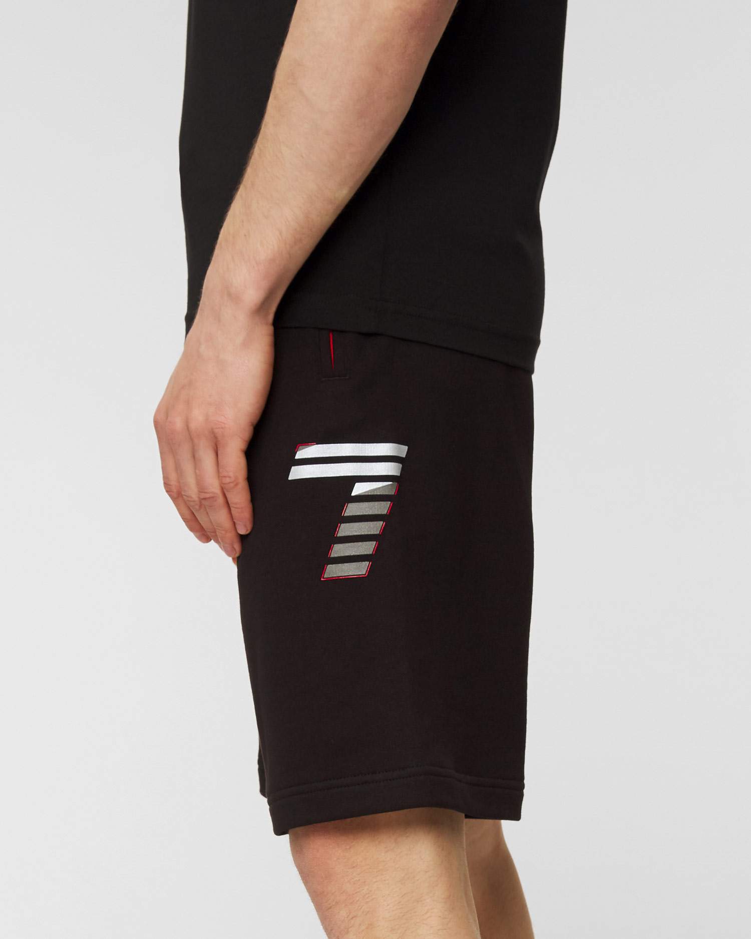 EA7 EMPORIO ARMANI shorts