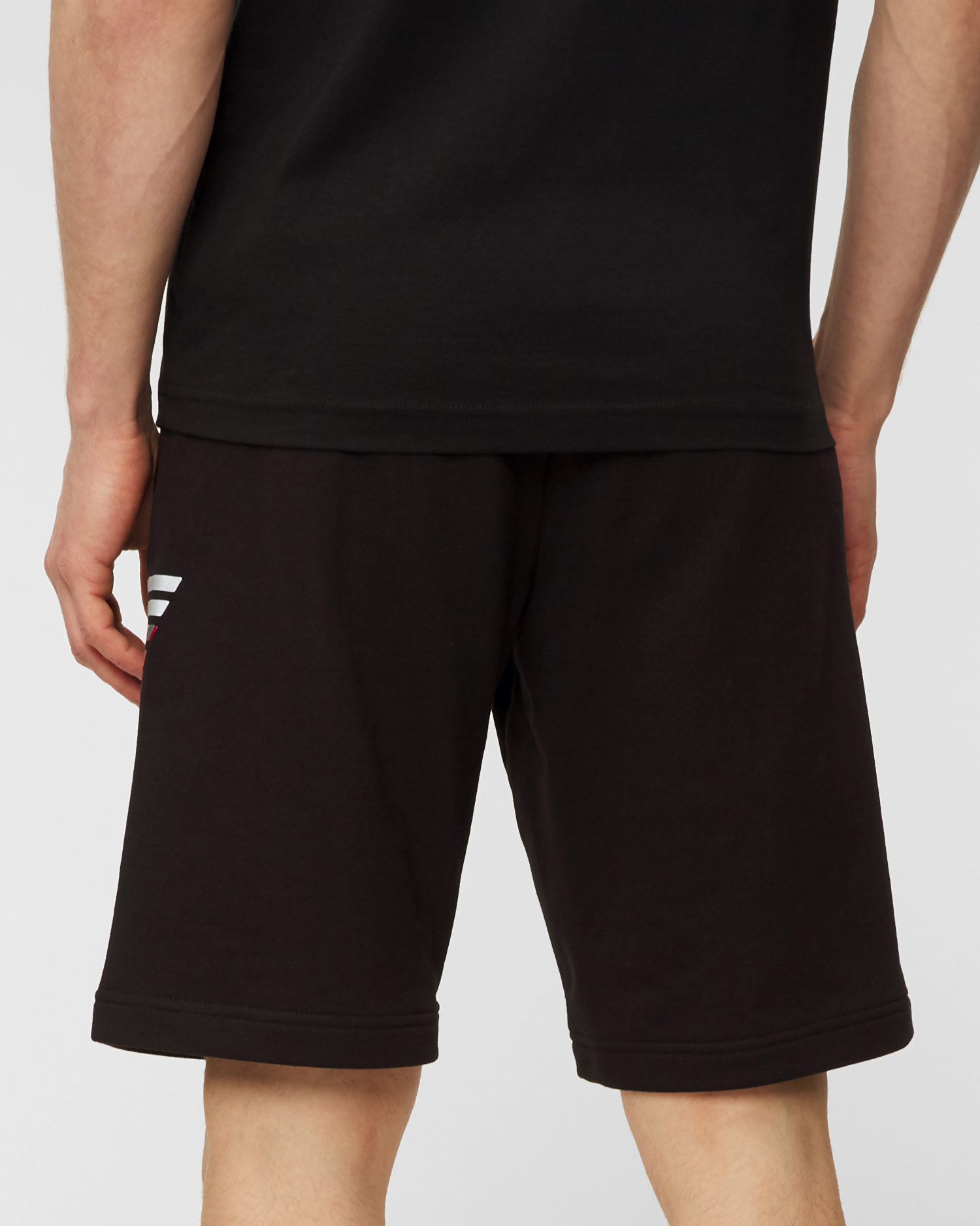 EA7 EMPORIO ARMANI shorts