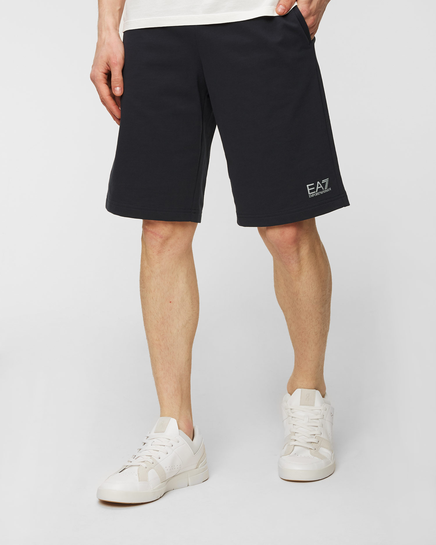 EA7 EMPORIO ARMANI shorts