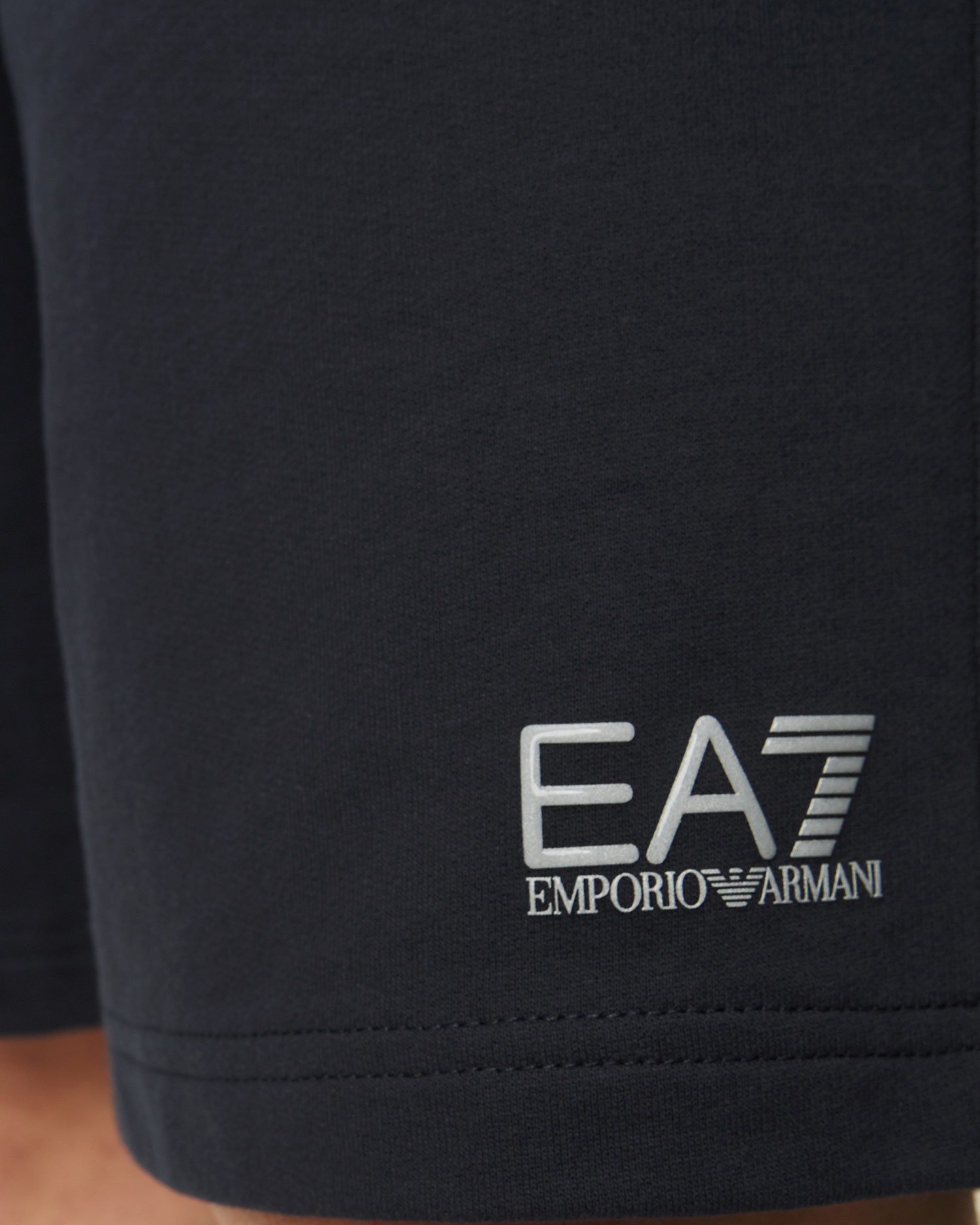 EA7 EMPORIO ARMANI shorts
