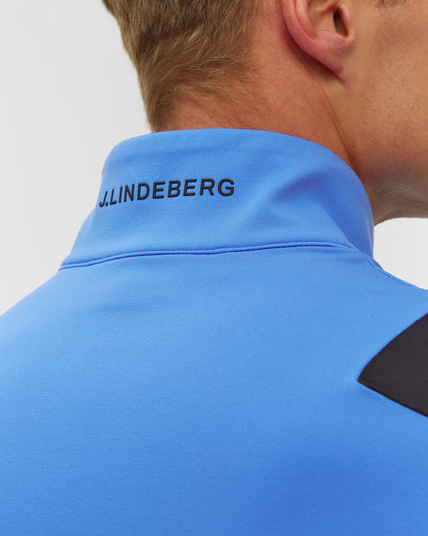 Bluza męska J.Lindeberg Lukas Quarter Zip Mid Layer niebieski