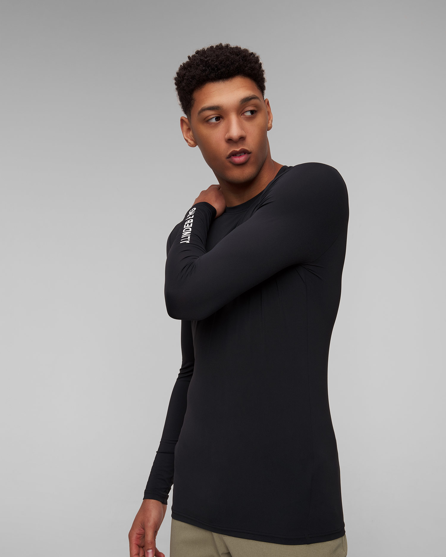 Czarny longsleeve męski J.Lindeberg Thor