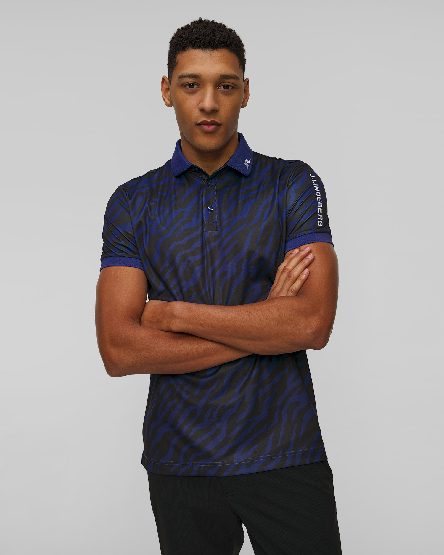Pánska funkčná polokošeľa J.Lindeberg Tour Tech Print Polo tmavomodro-čierna