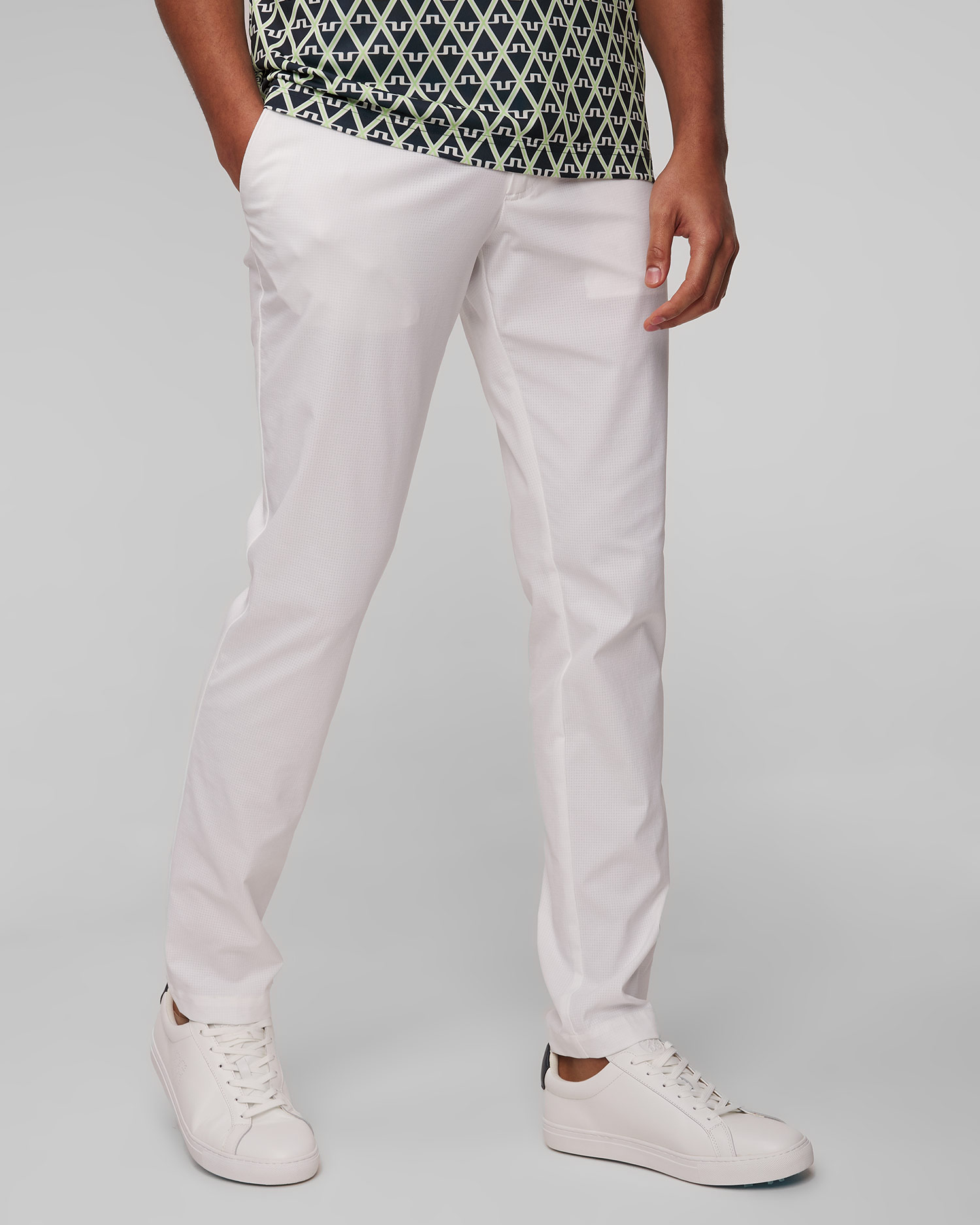 White men's J.Lindeberg Vent Pant