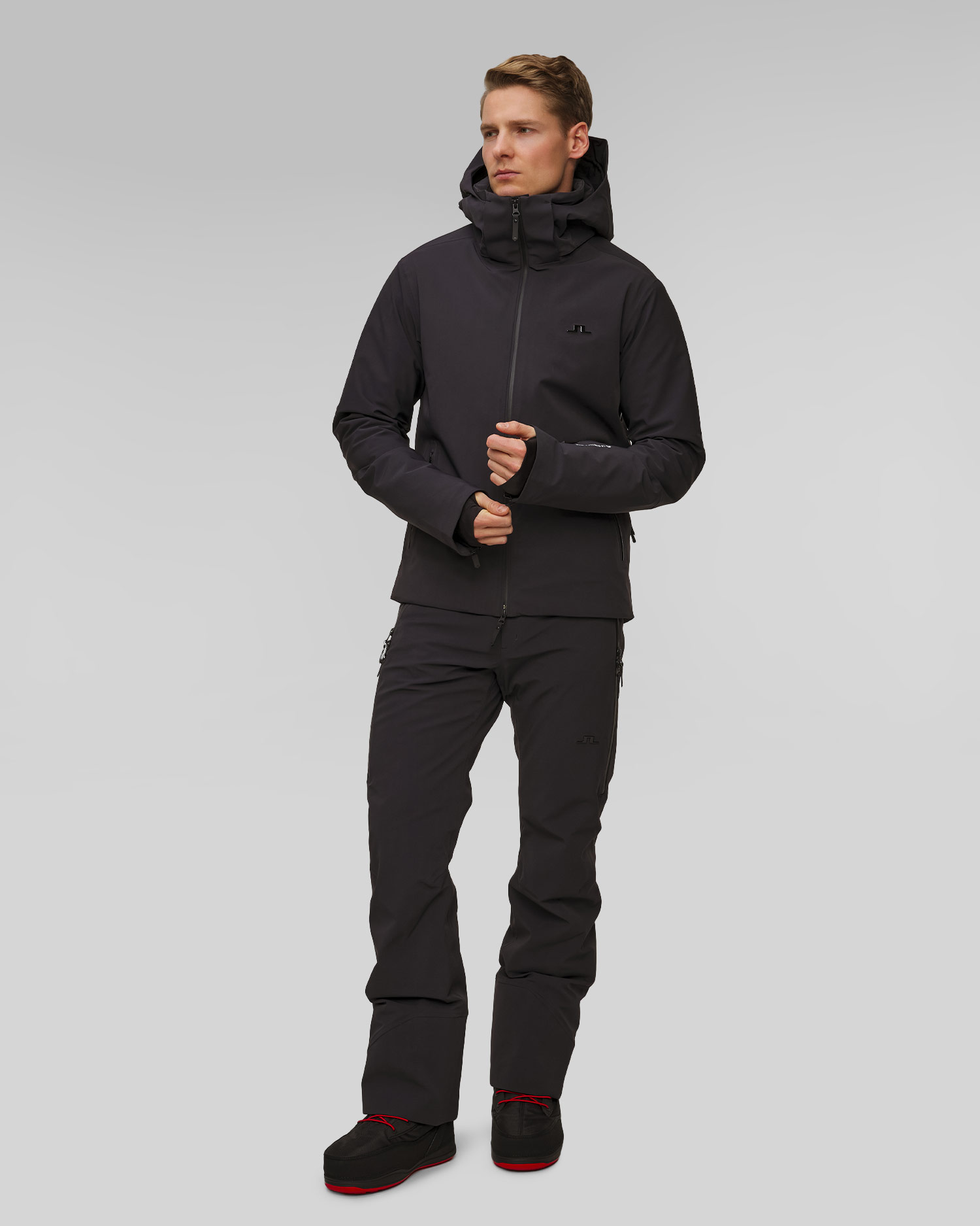 Czarna kurtka narciarska męska J.Lindeberg Omnia