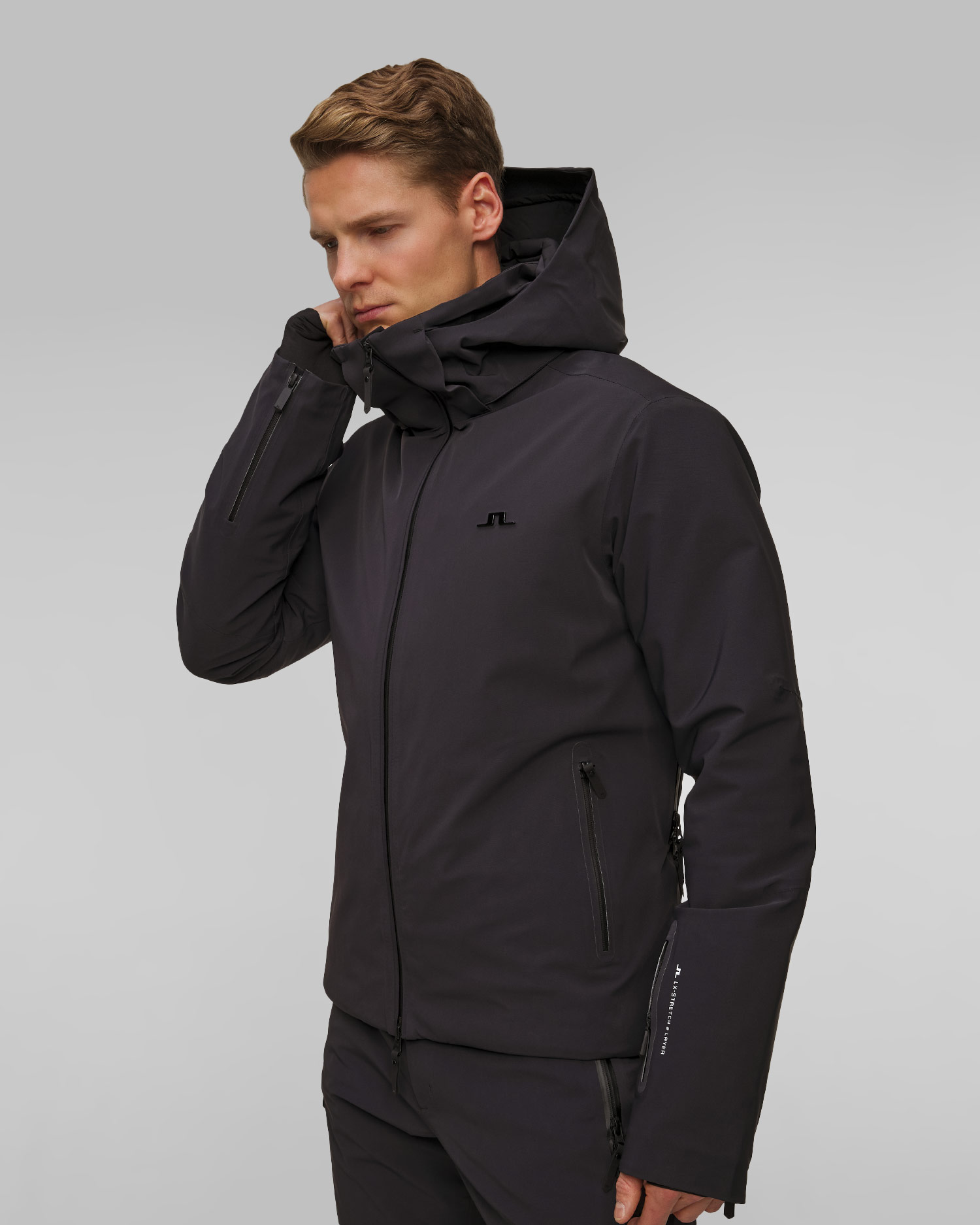 Czarna kurtka narciarska męska J.Lindeberg Omnia