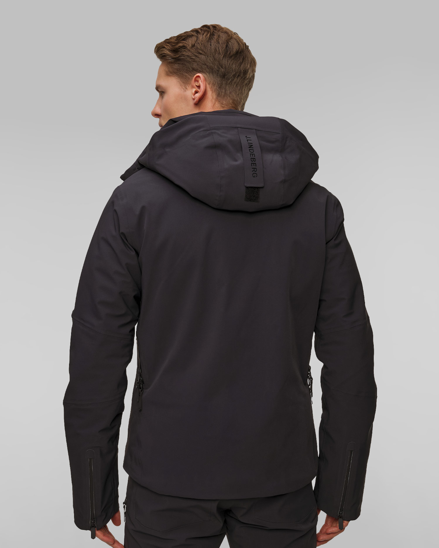 Czarna kurtka narciarska męska J.Lindeberg Omnia