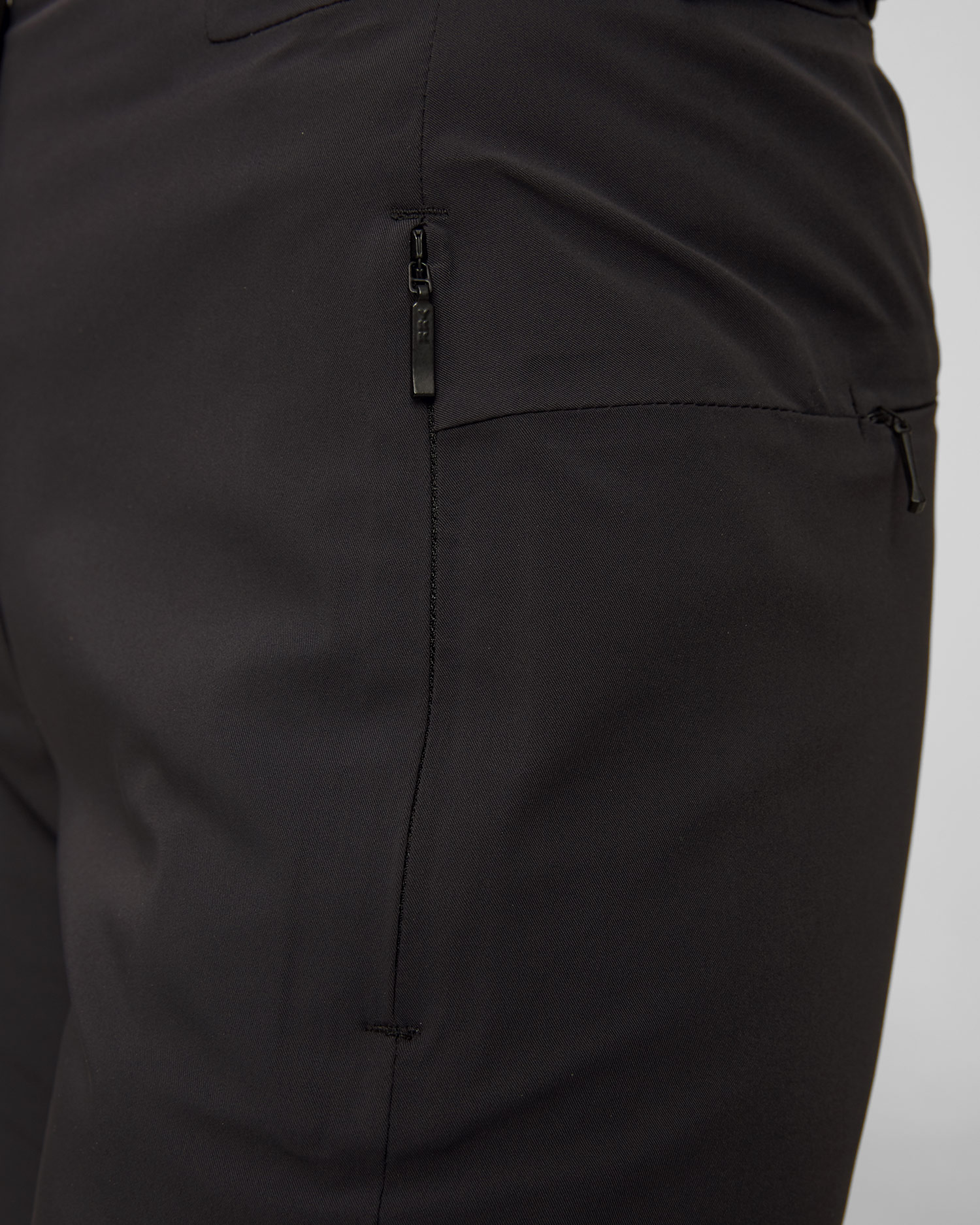 Czarne spodnie narciarskie damskie J.Lindeberg Watson