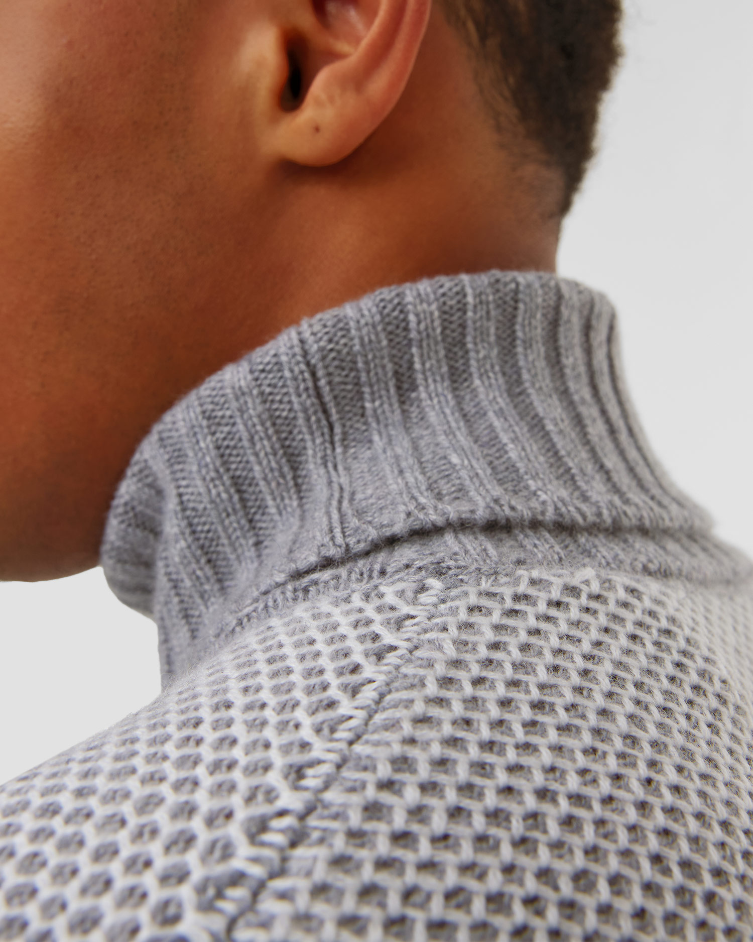 Pull à col roulé en cachemire pour hommes Gran Sasso