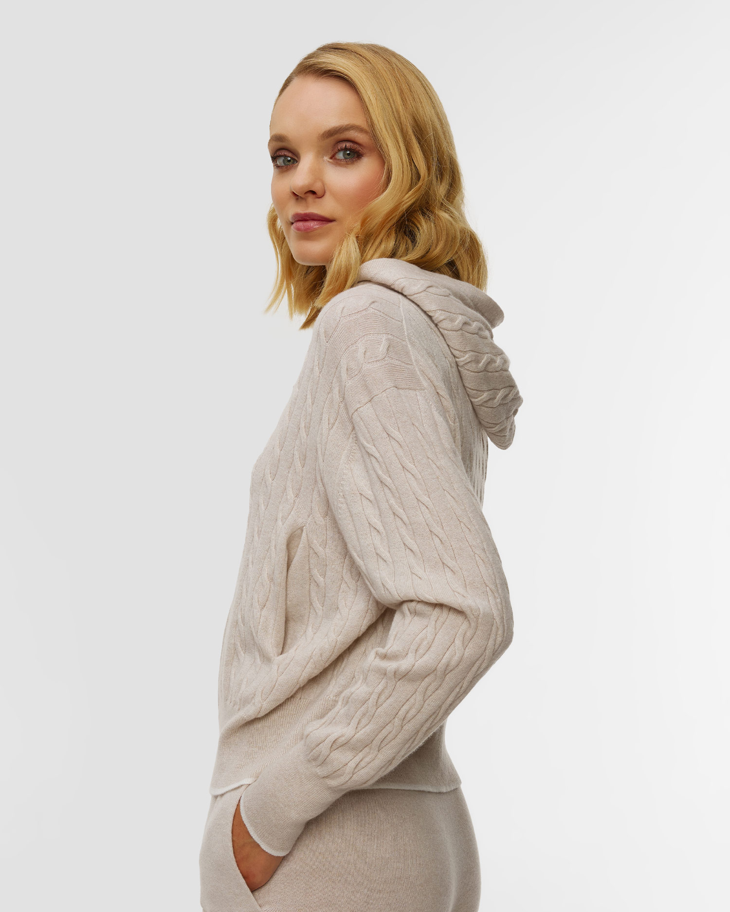 Pulover bej din cașmir pentru femei Gran Sasso