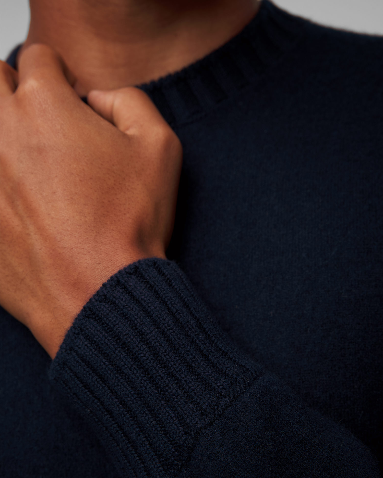 Maglione blu scuro in cashmere da uomo Gran Sasso