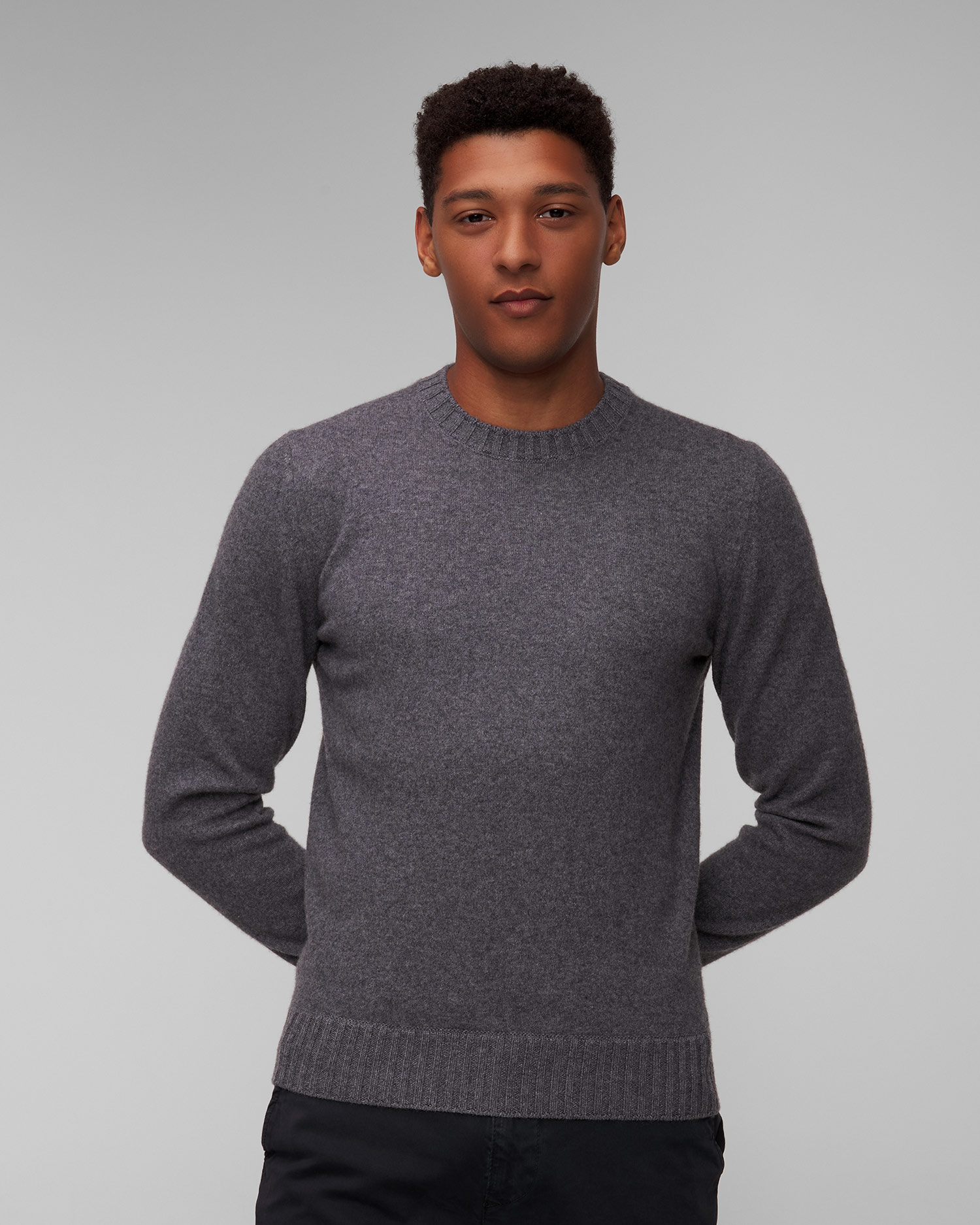 Maglione grigio in cashmere da uomo Gran Sasso