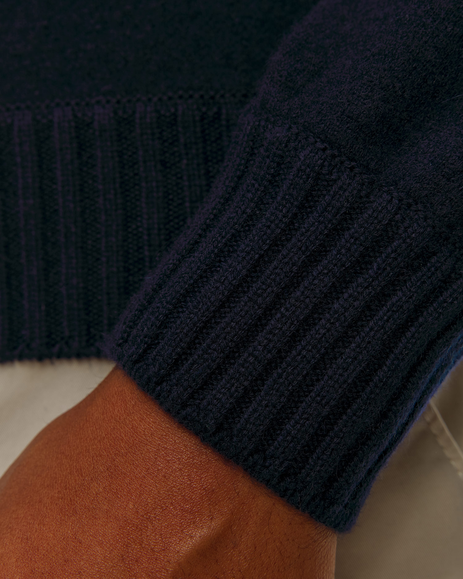 Granatowy sweter męski Gran Sasso