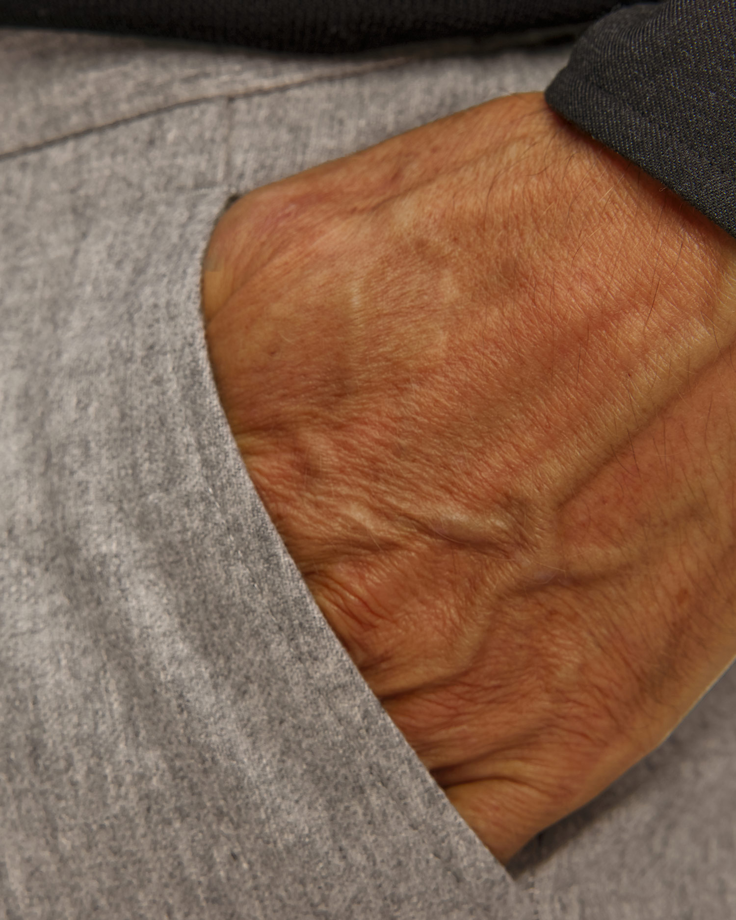 Szare spodnie wełniane męskie Gran Sasso